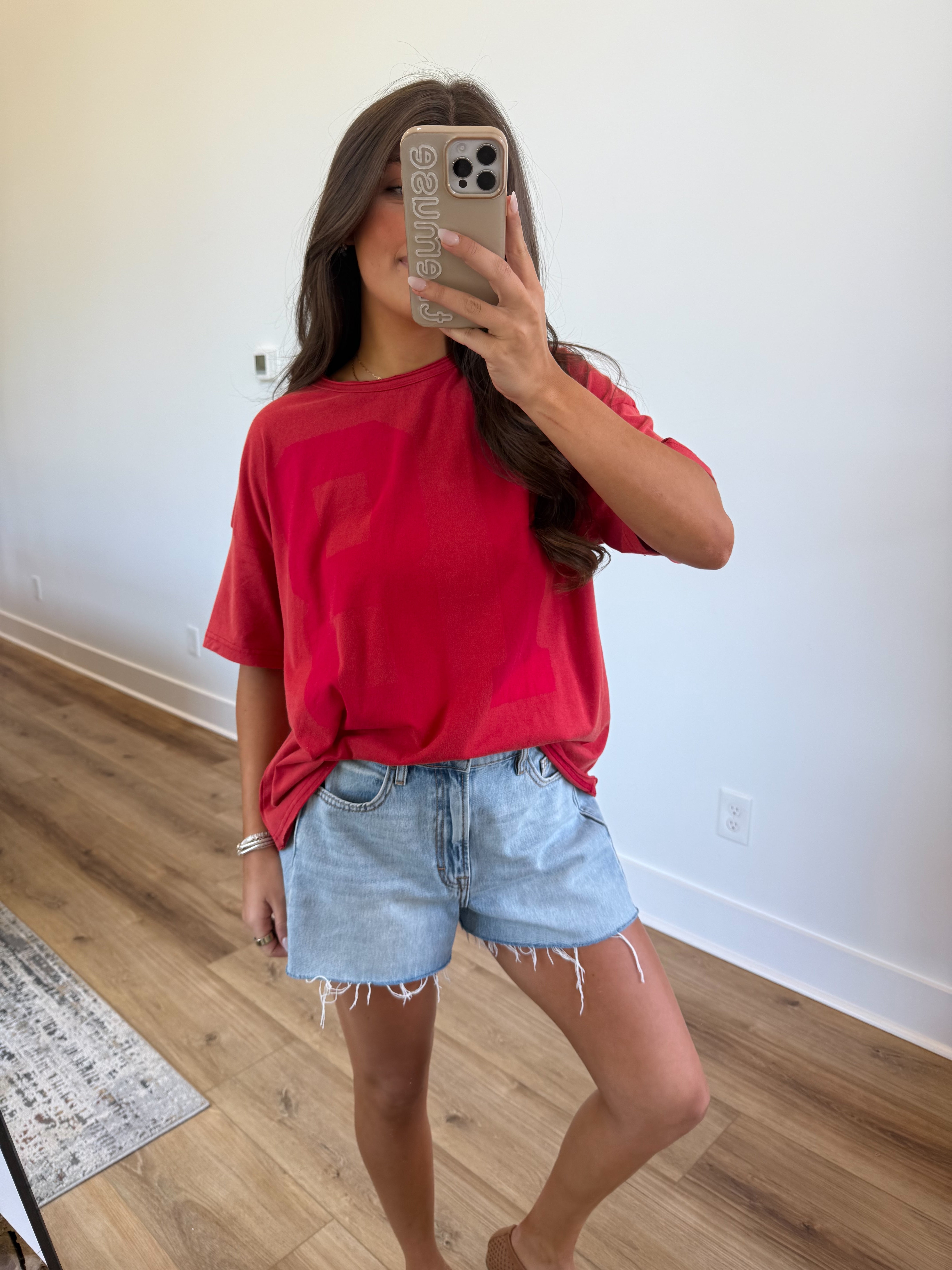 18 Red Tee