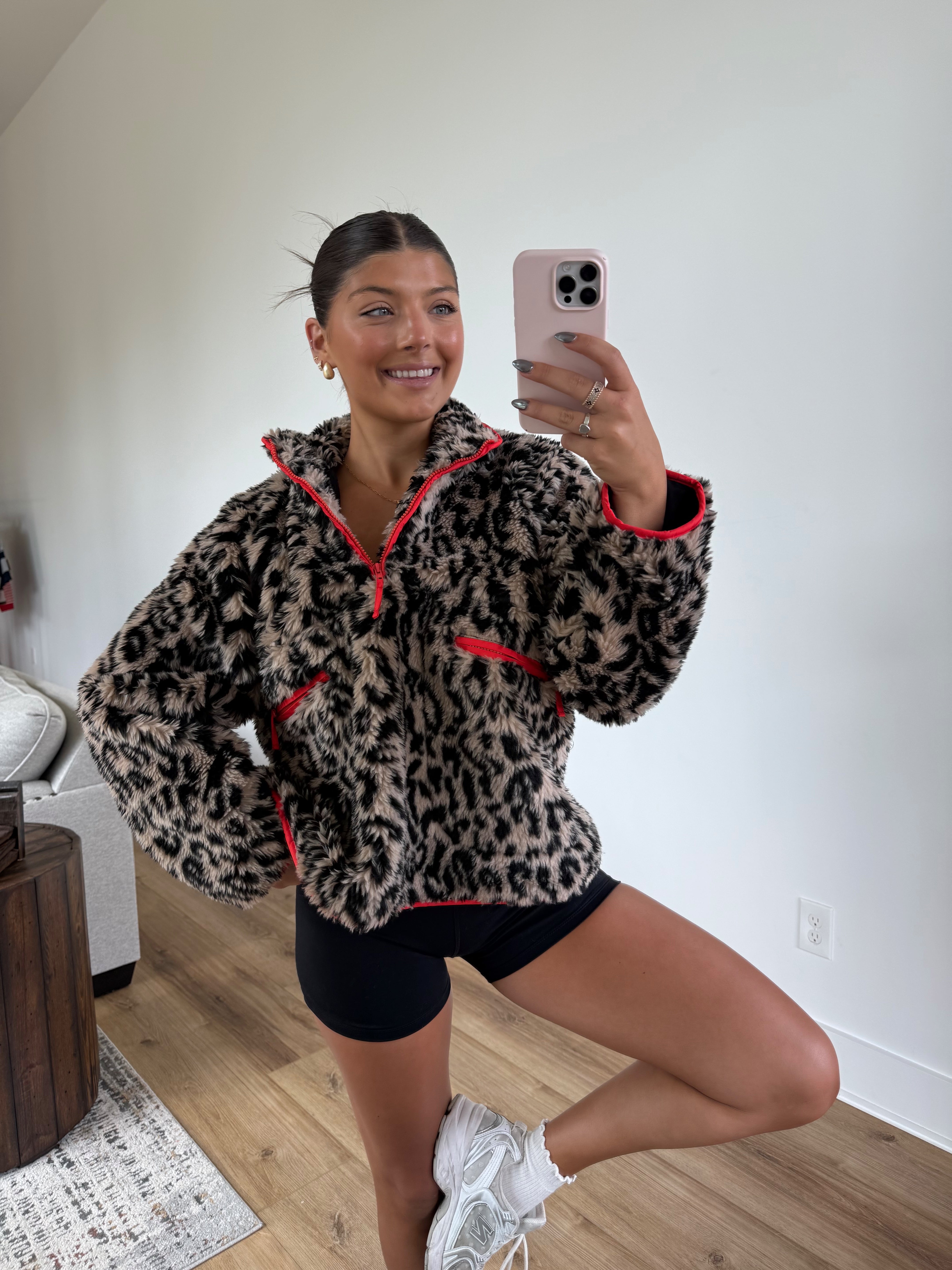 The Redline Cheetah Pullover(PRE-ORDER (End of Dec.)/ Restock)