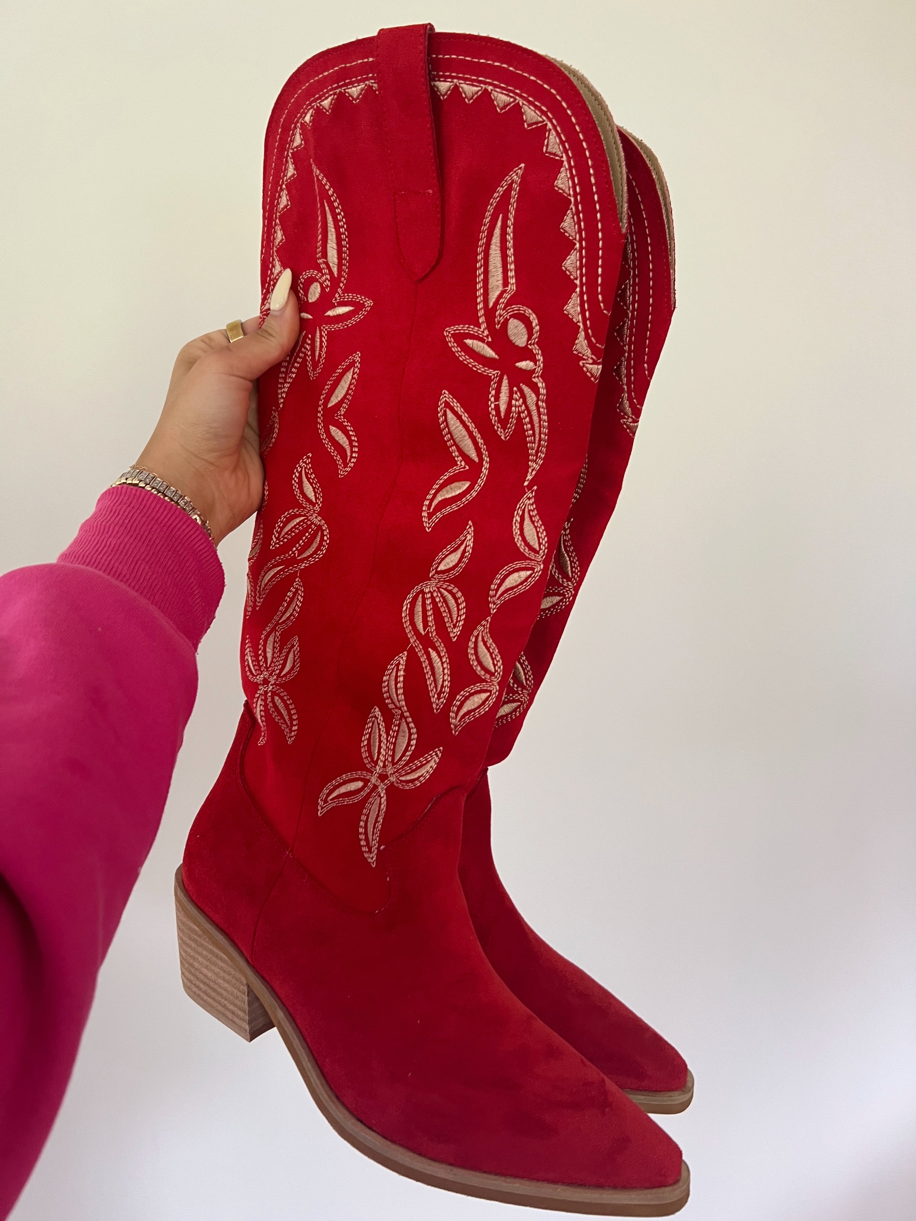 Hot To Go Cowgirl Boot (Red)