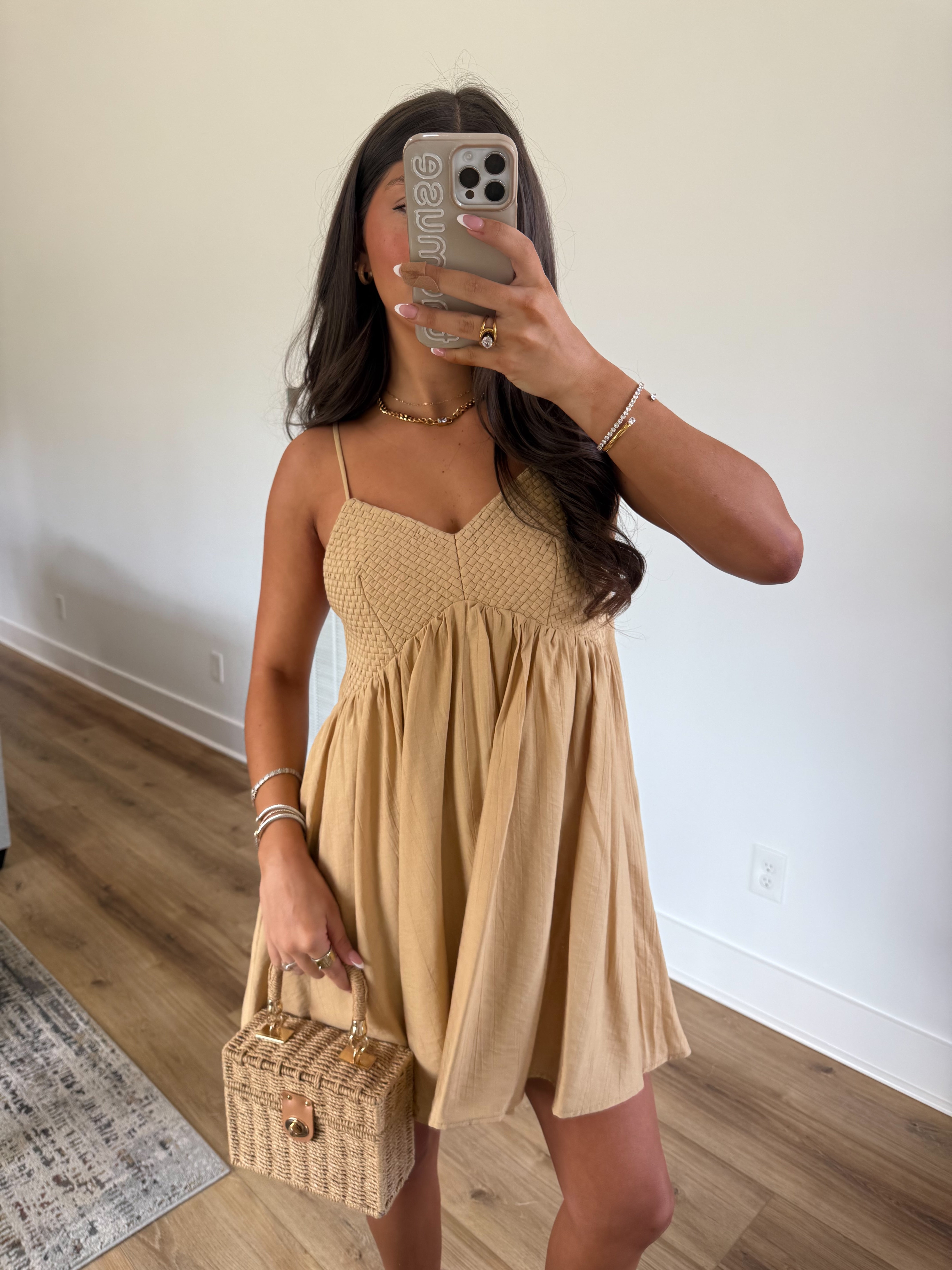 The Woven Sand Mini