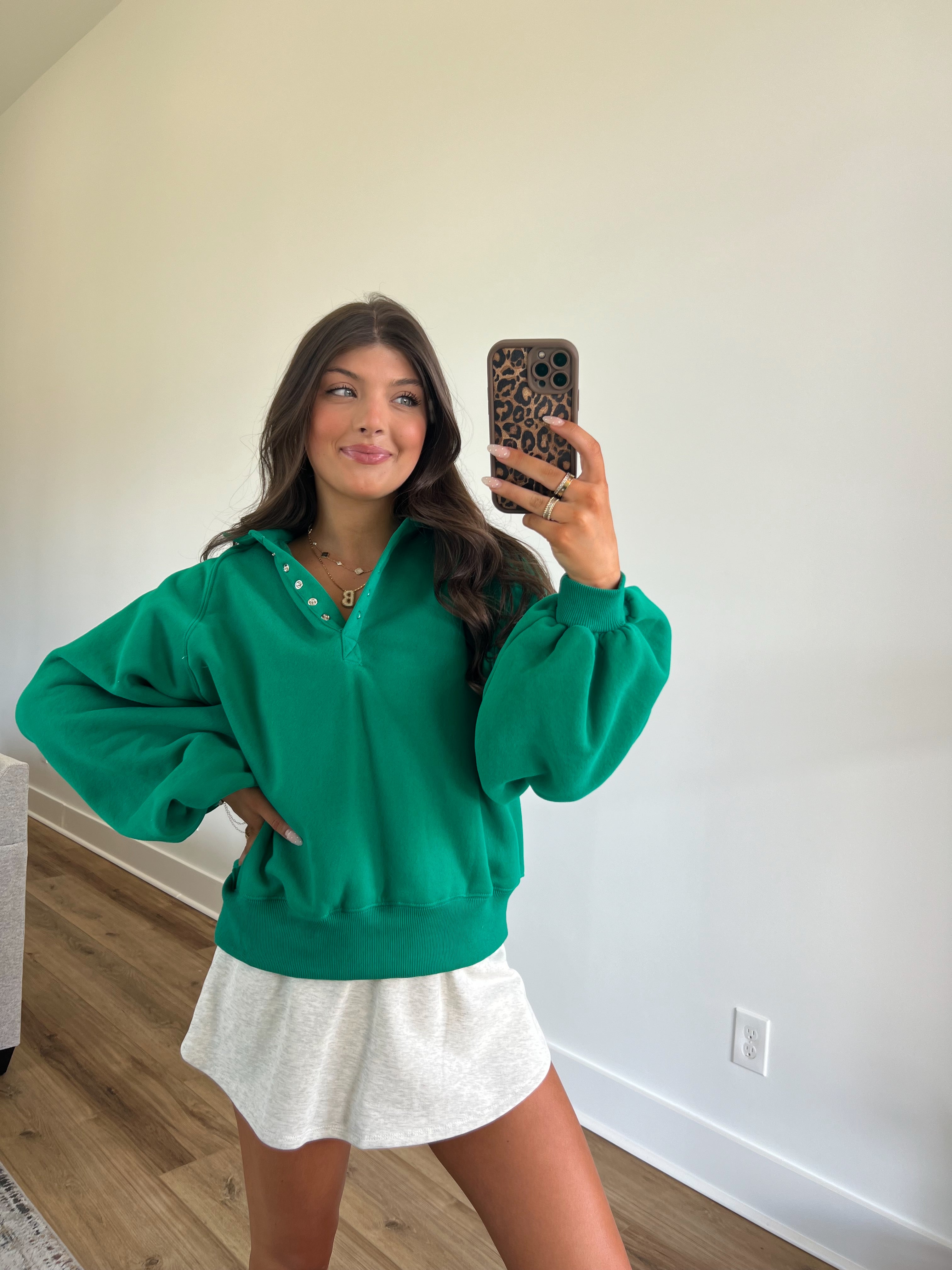 Kelly Green Snap Button Pullover