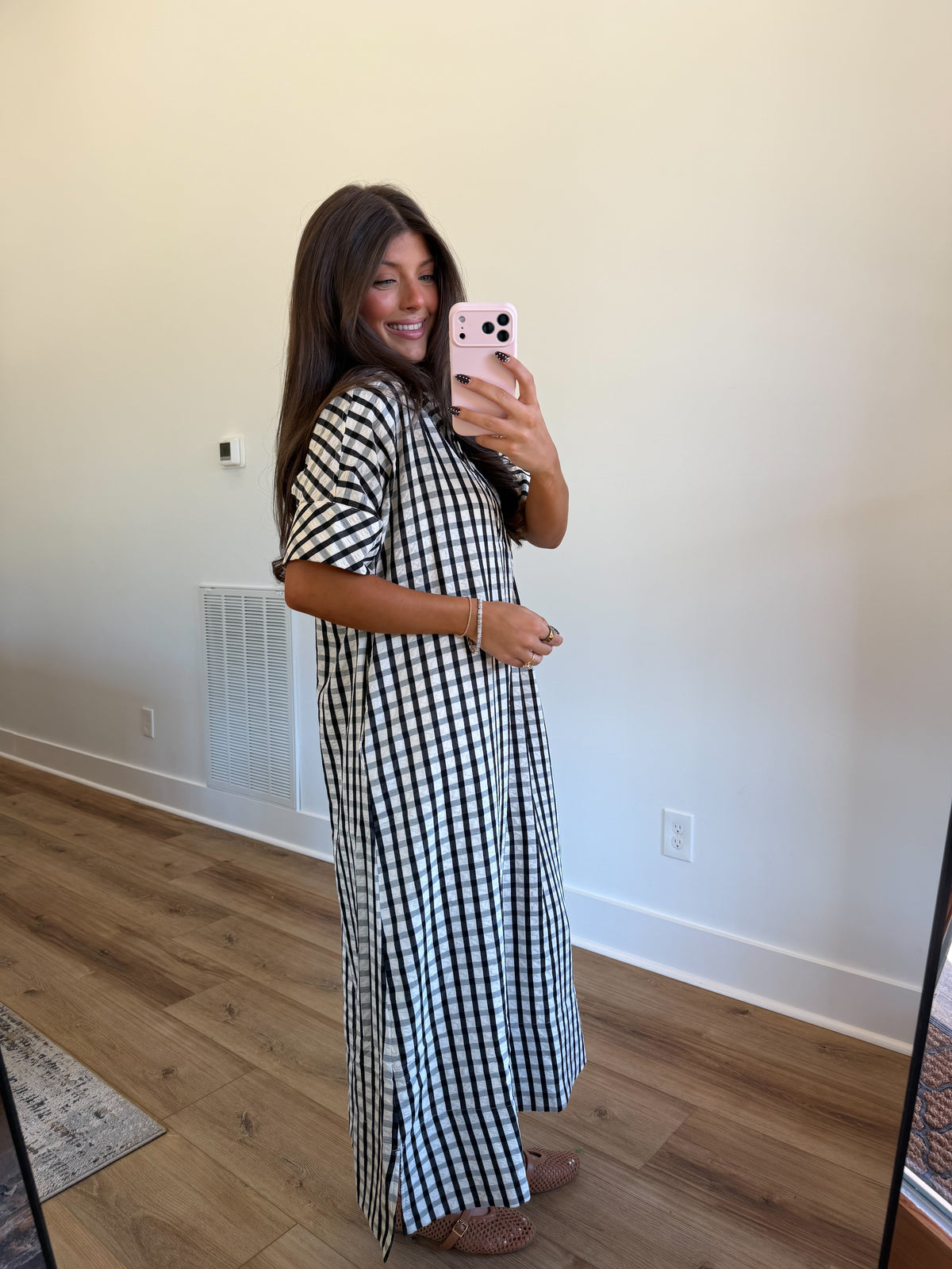 Southern Charm Gingham Midi Dress (Black)