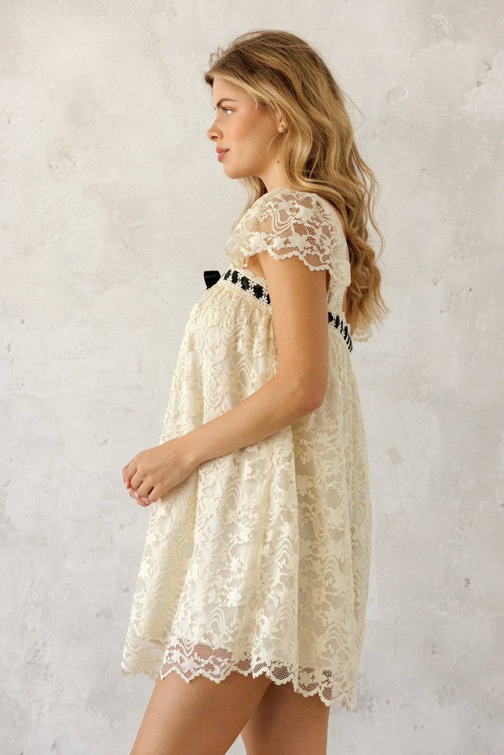 Ribbon & Lace Mini
