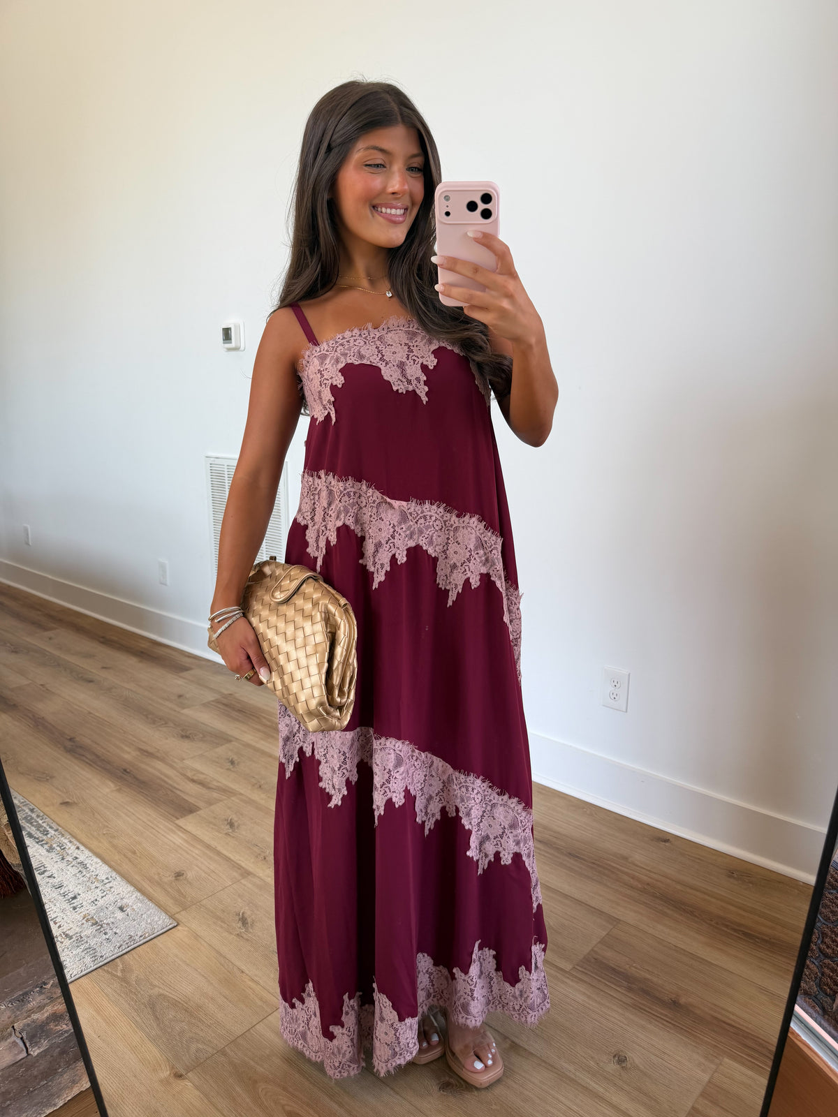 Veronica Lace Maxi (Pink/Burgundy)