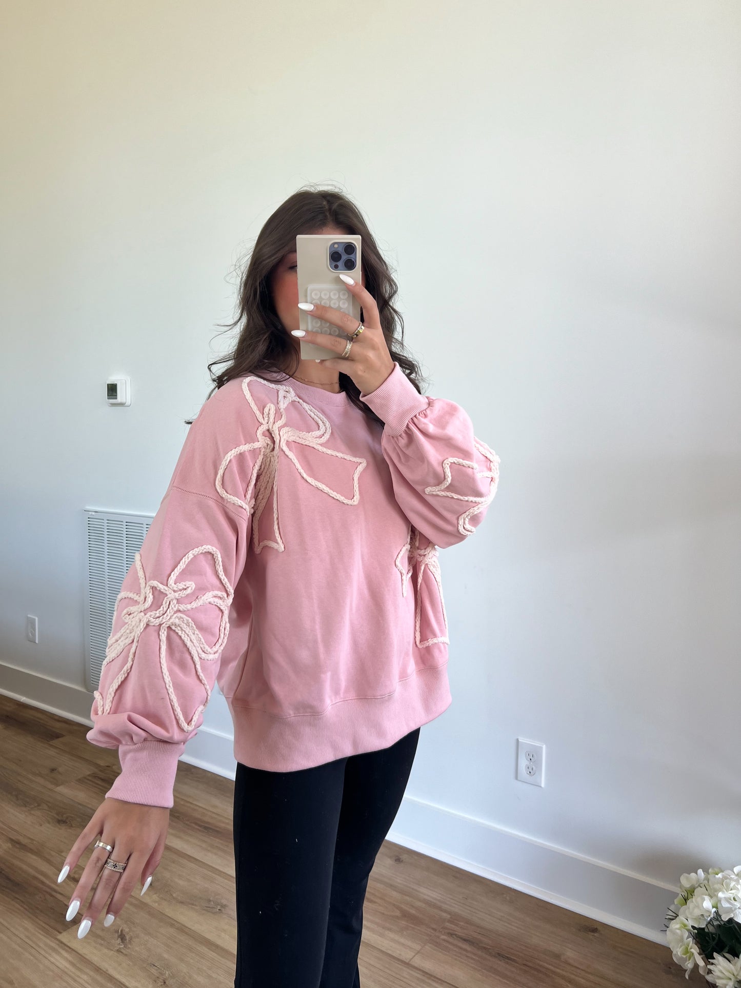 Baby Pink Bow Embroidery Sweatshirt