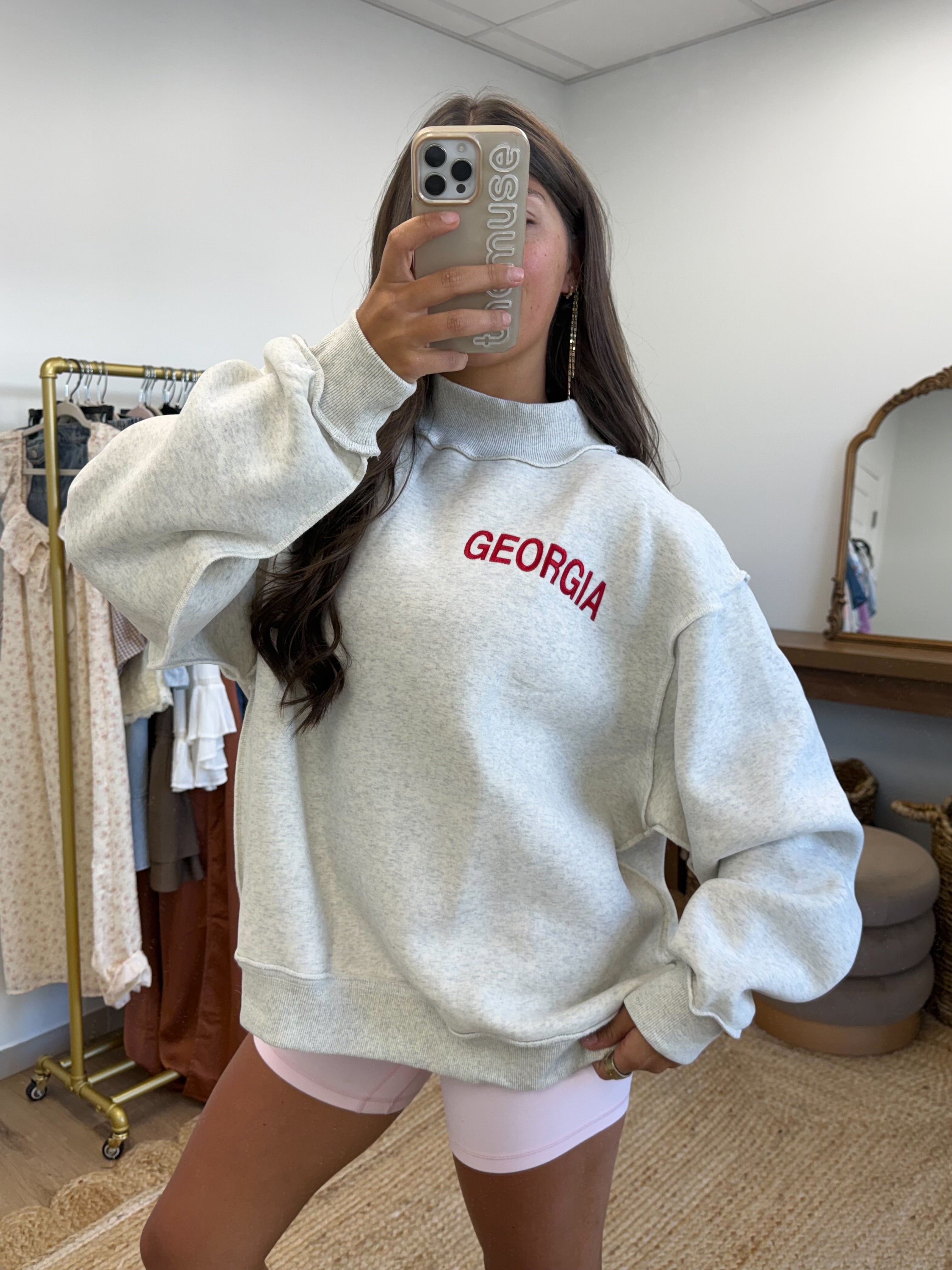 G E O R G I A Mockneck