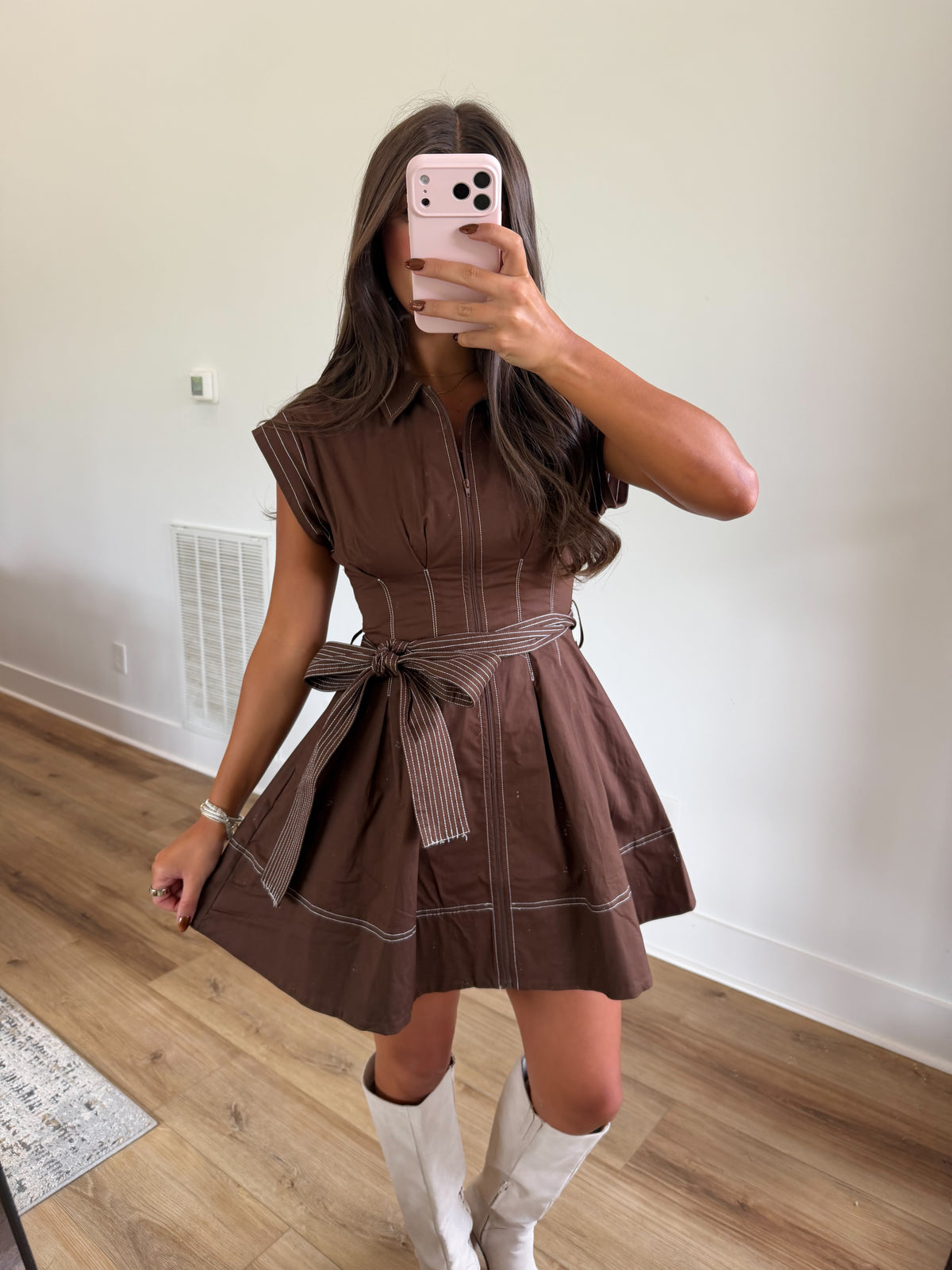 Noelle Contrast Stitch Mini (Brown)