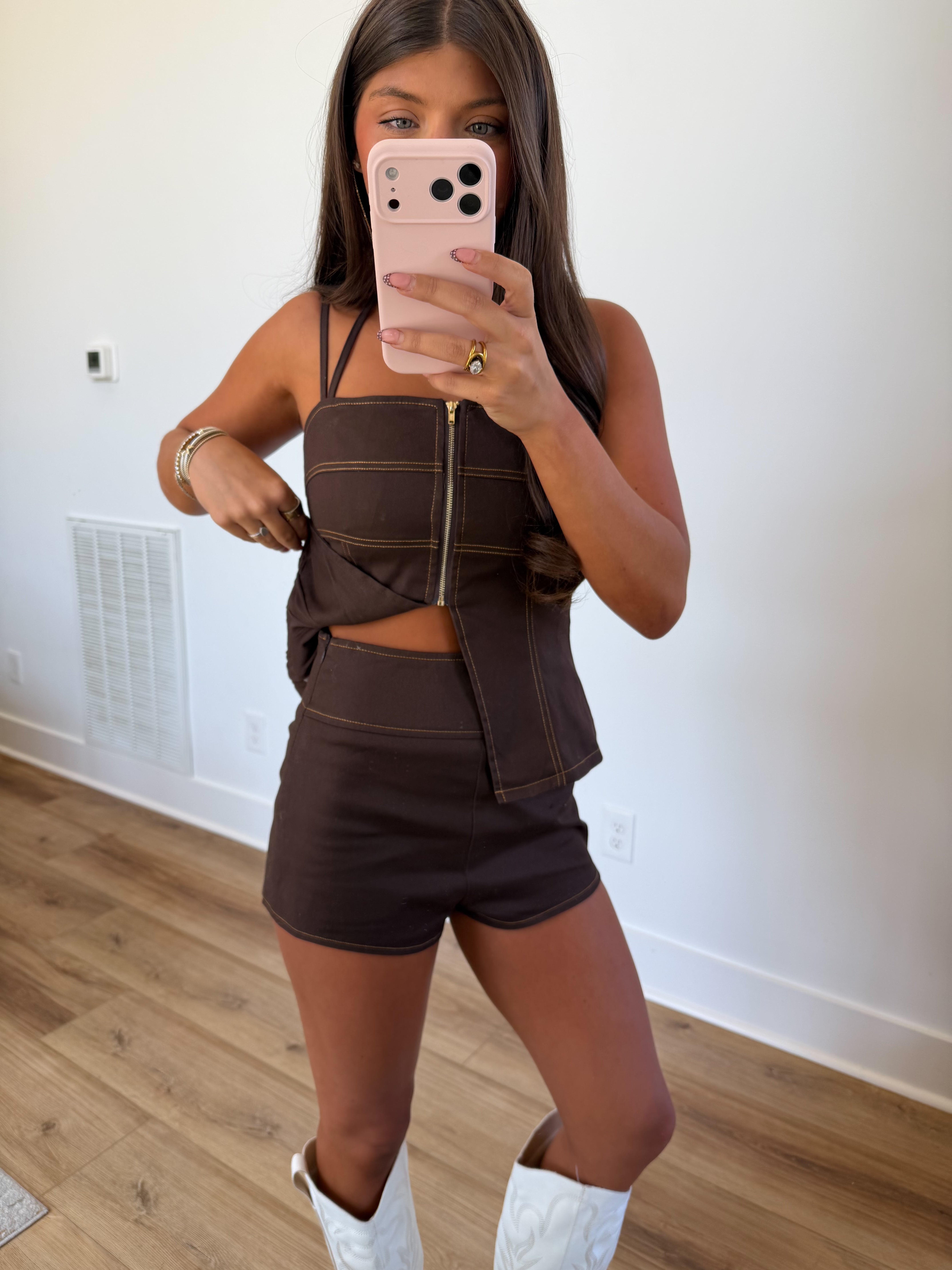 Saturday in the South Set (Brown)