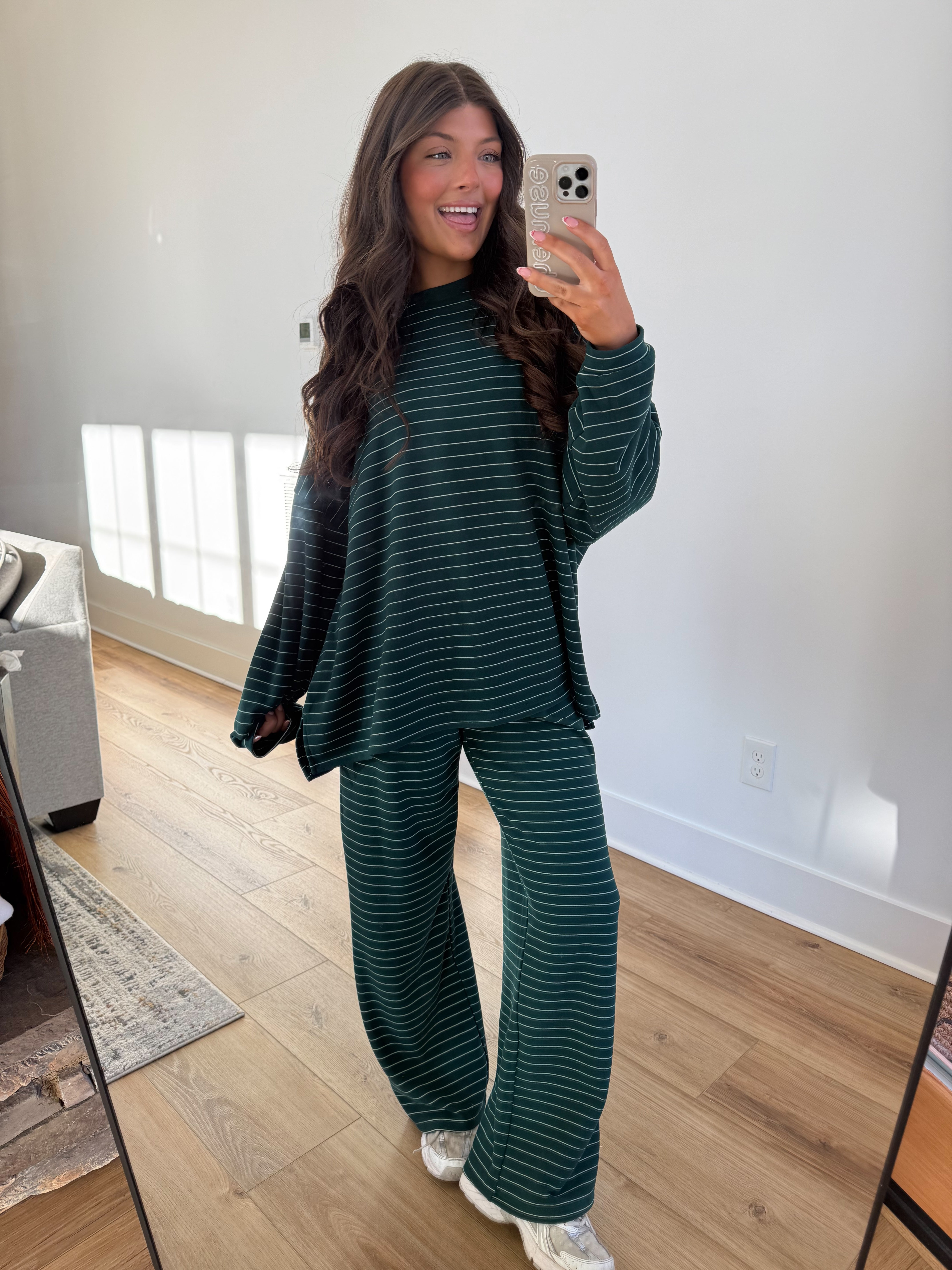 Elsie Fleece Pullover (Green/White)