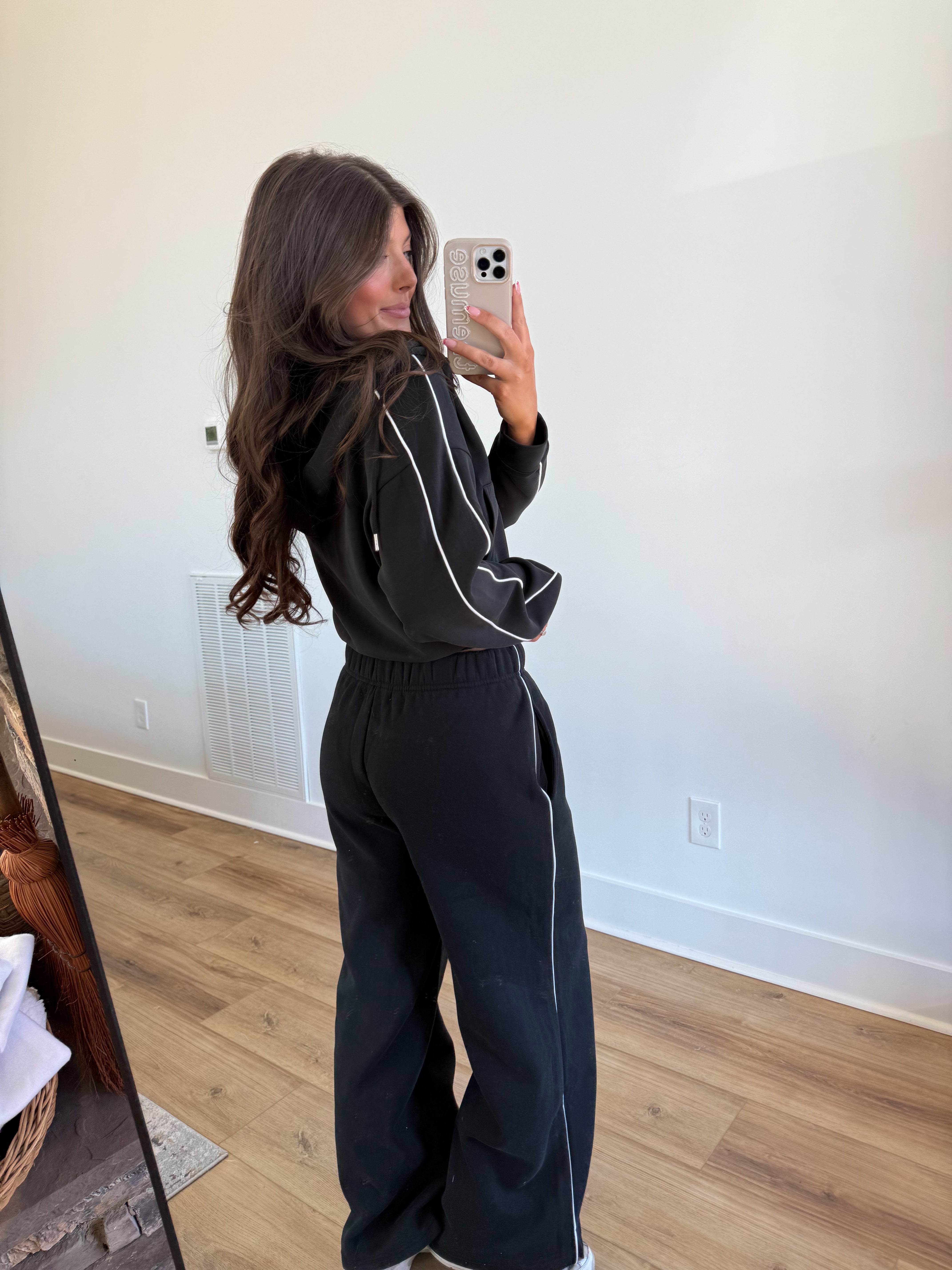 The Easy Wear Black Set