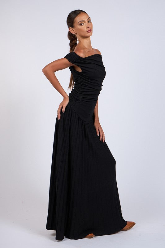 Black One Shoulder Pleated Maxi Dress