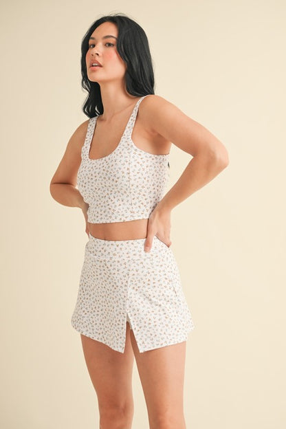 Ditsy Flower Twist Back Tank