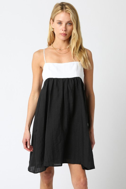 Capri Cami Dress (White/Black)