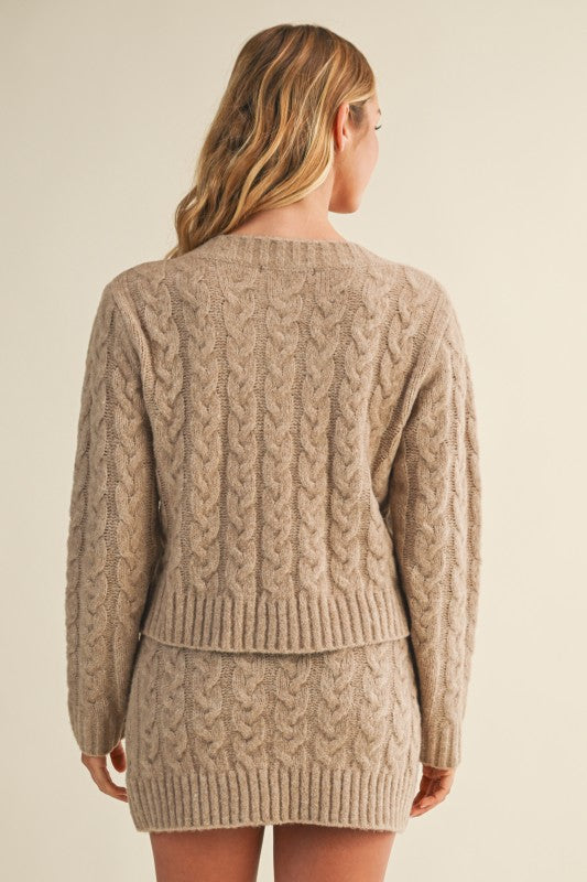 The Ivy Cable Set (Tan)