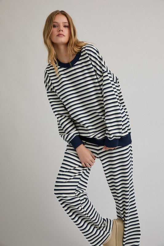 The Clean Line Set (Navy)