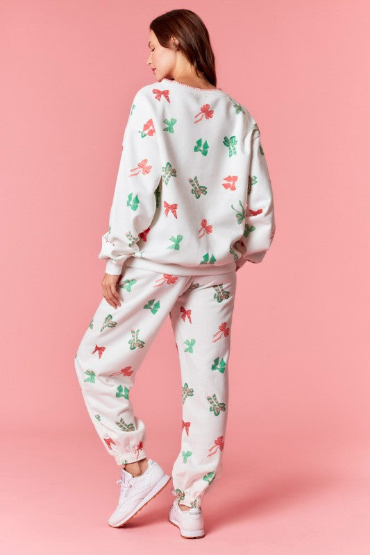 The Tied With a Bow Set