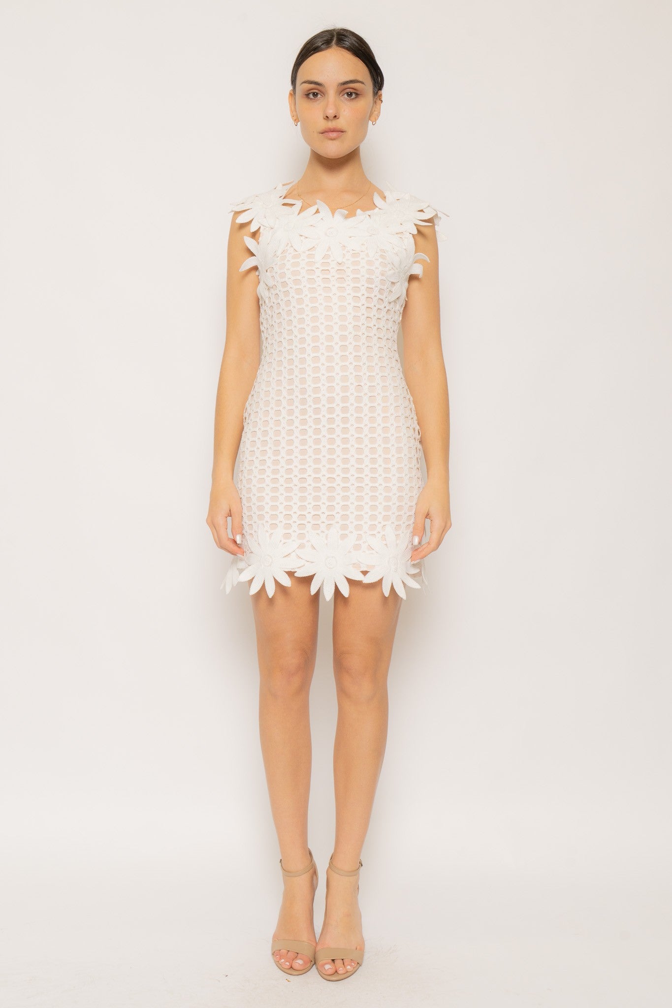 White Lotus Mini