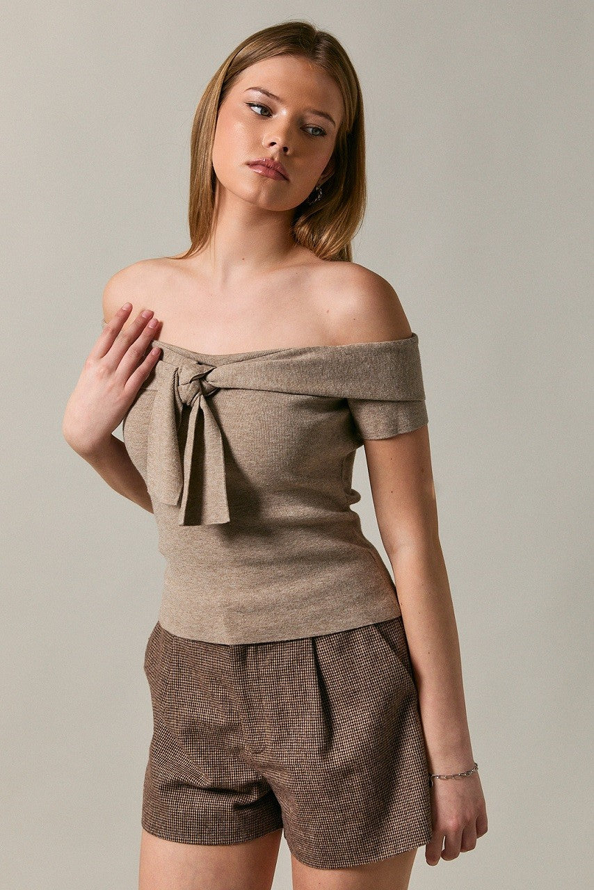 Colette Bow Top (Khaki)
