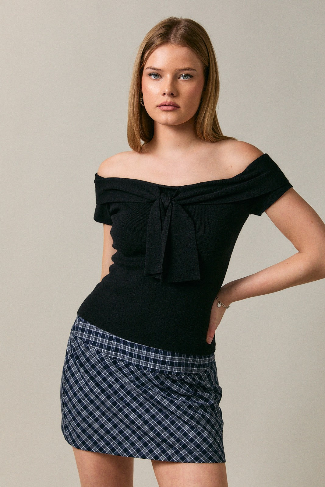 Colette Bow Top (Black)
