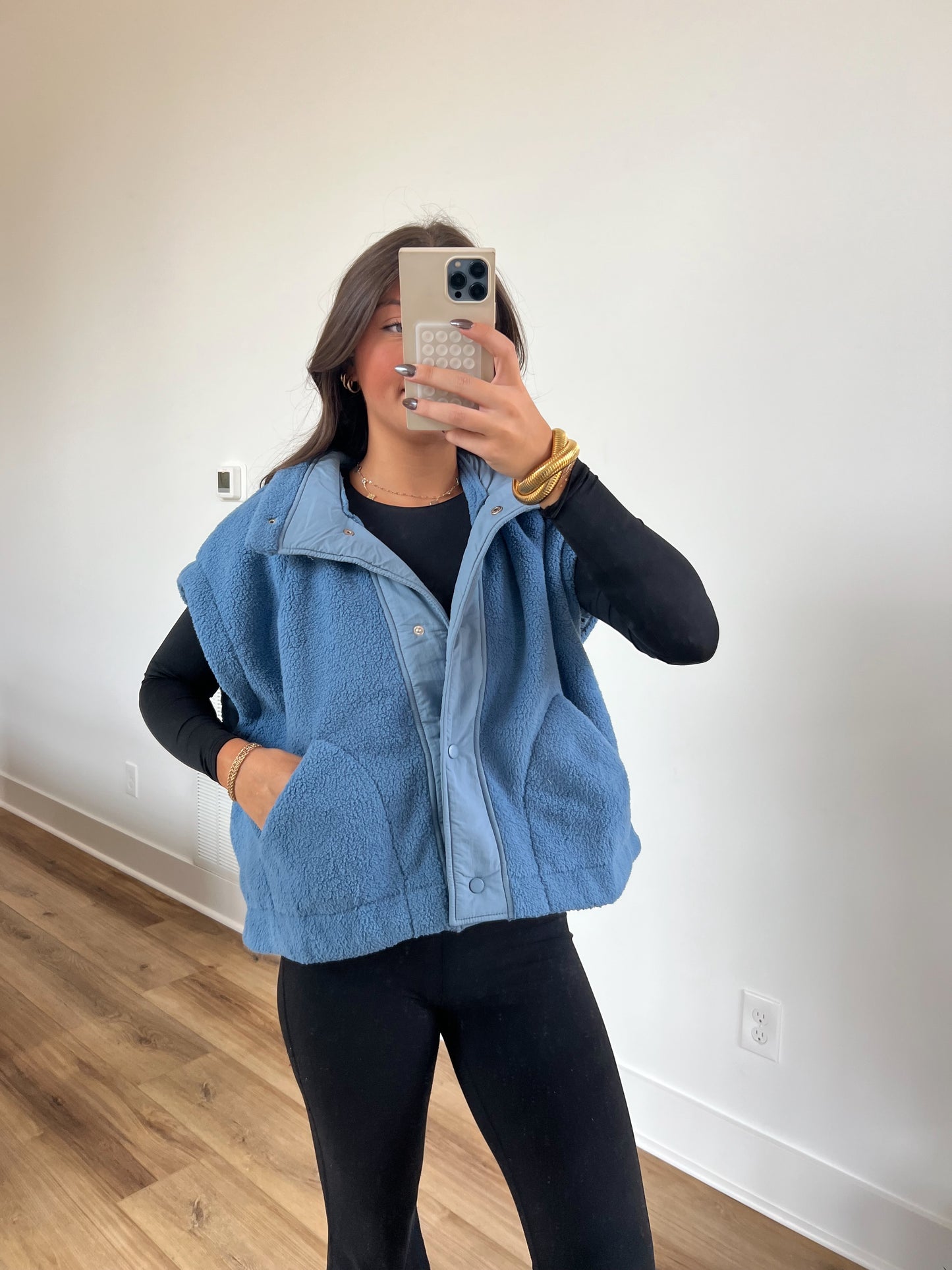 Cozy Soft Sweater Vest (Blue) (Restock)