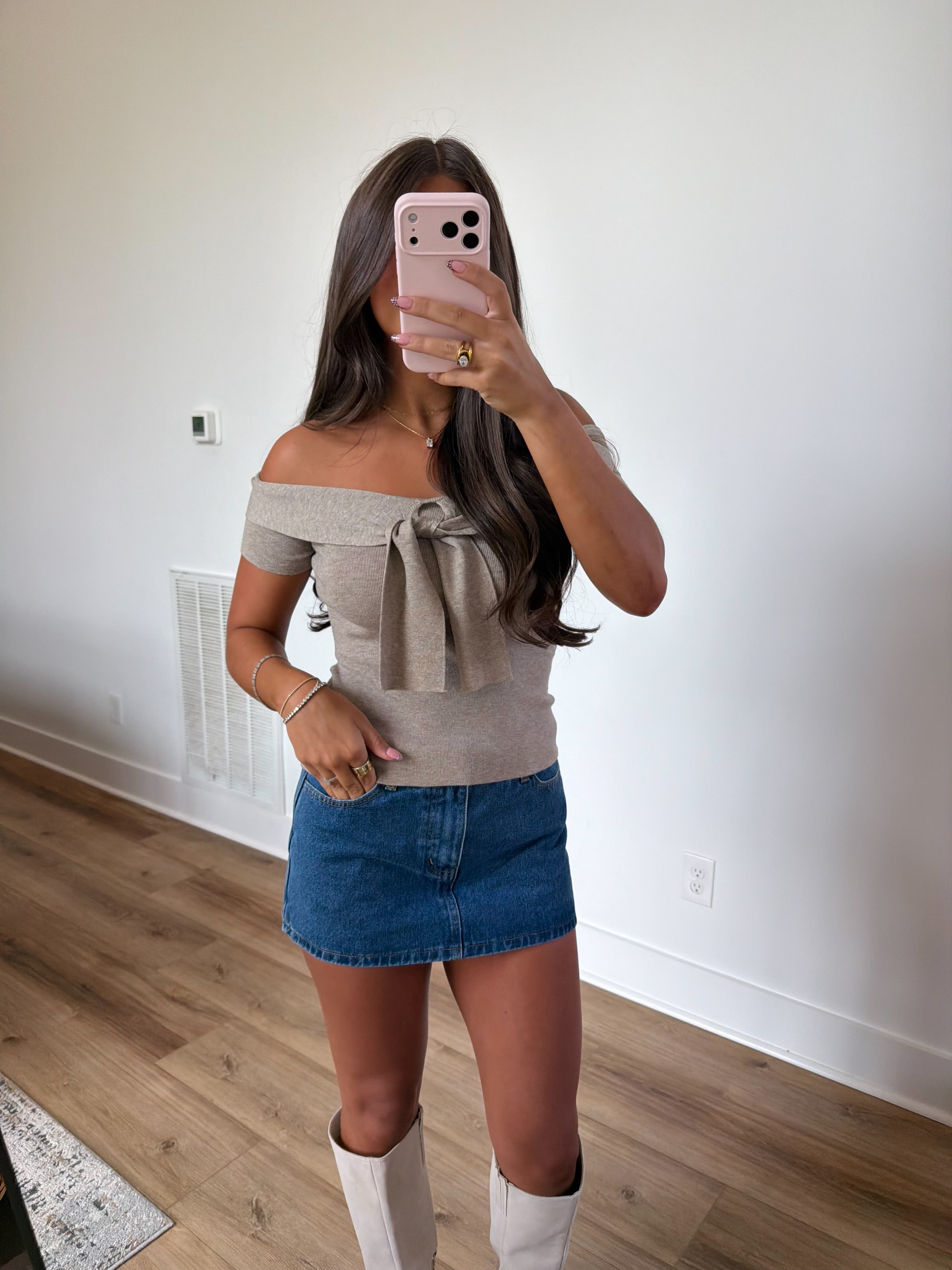 Colette Bow Top (Khaki)