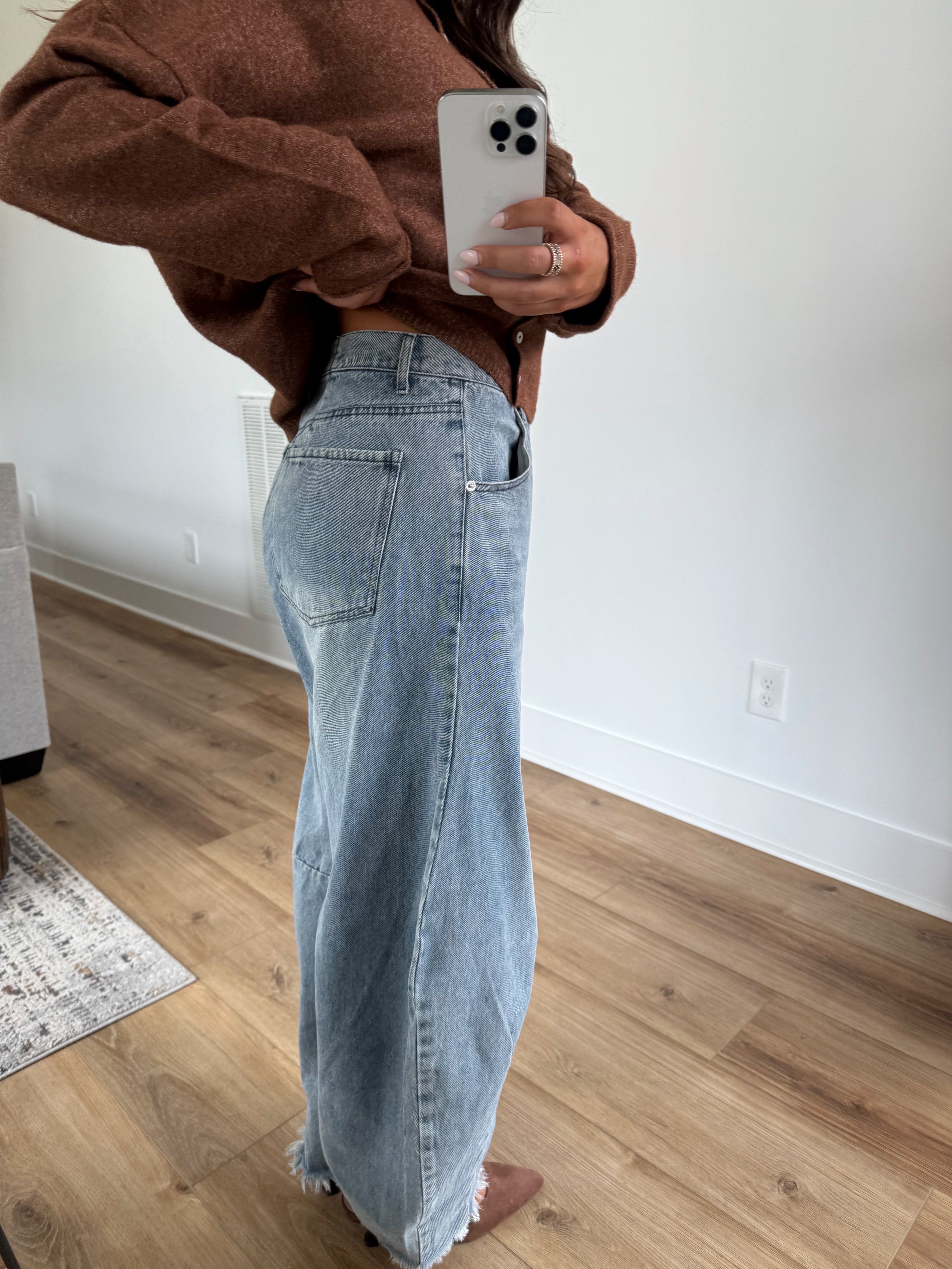 Linny Barrel Jeans(PRE-ORDER (1-2 week)/ Restock)