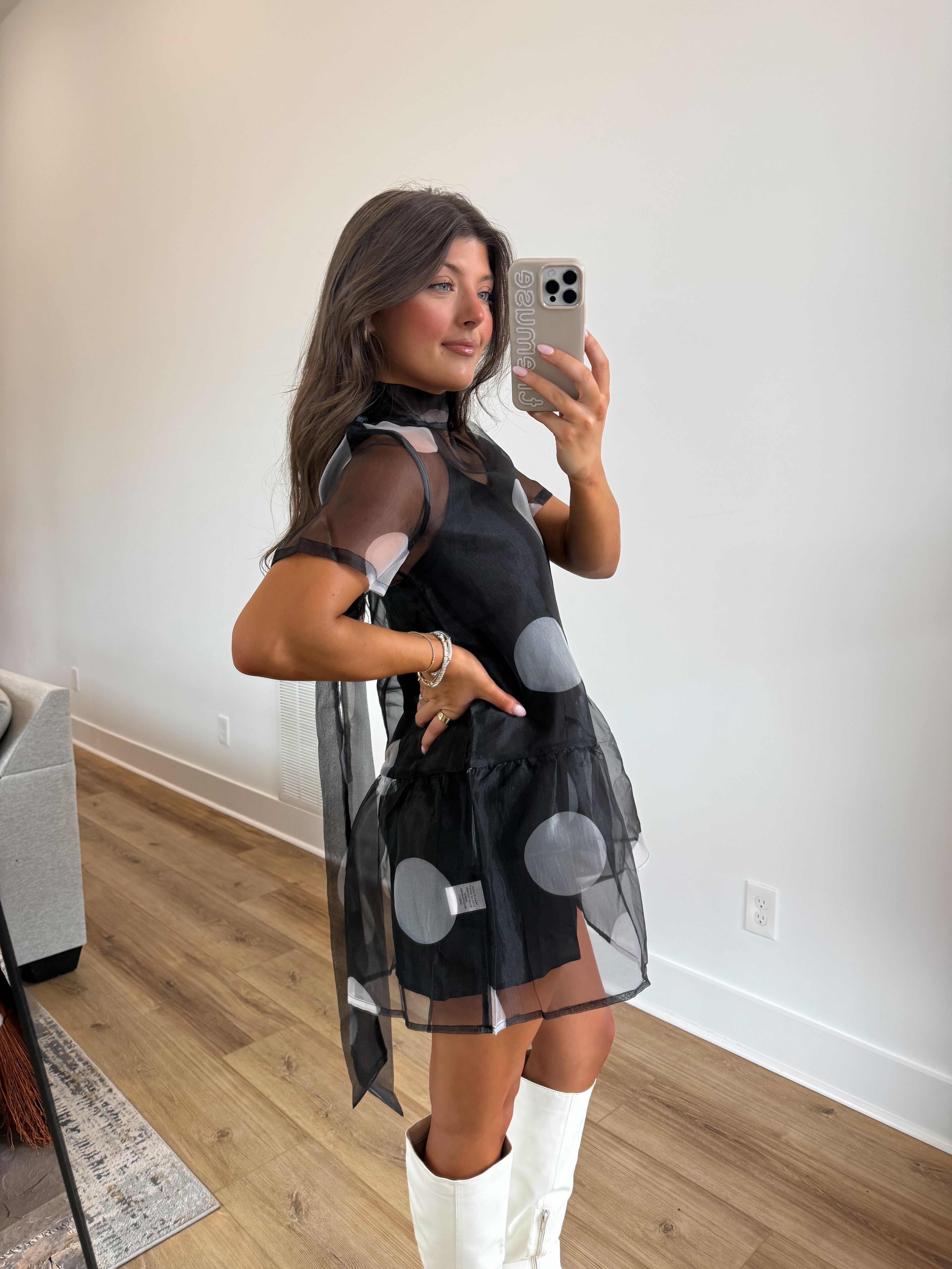 The Pop the Bubbly Dress (PRE-ORDER (1/7)/ Restock)