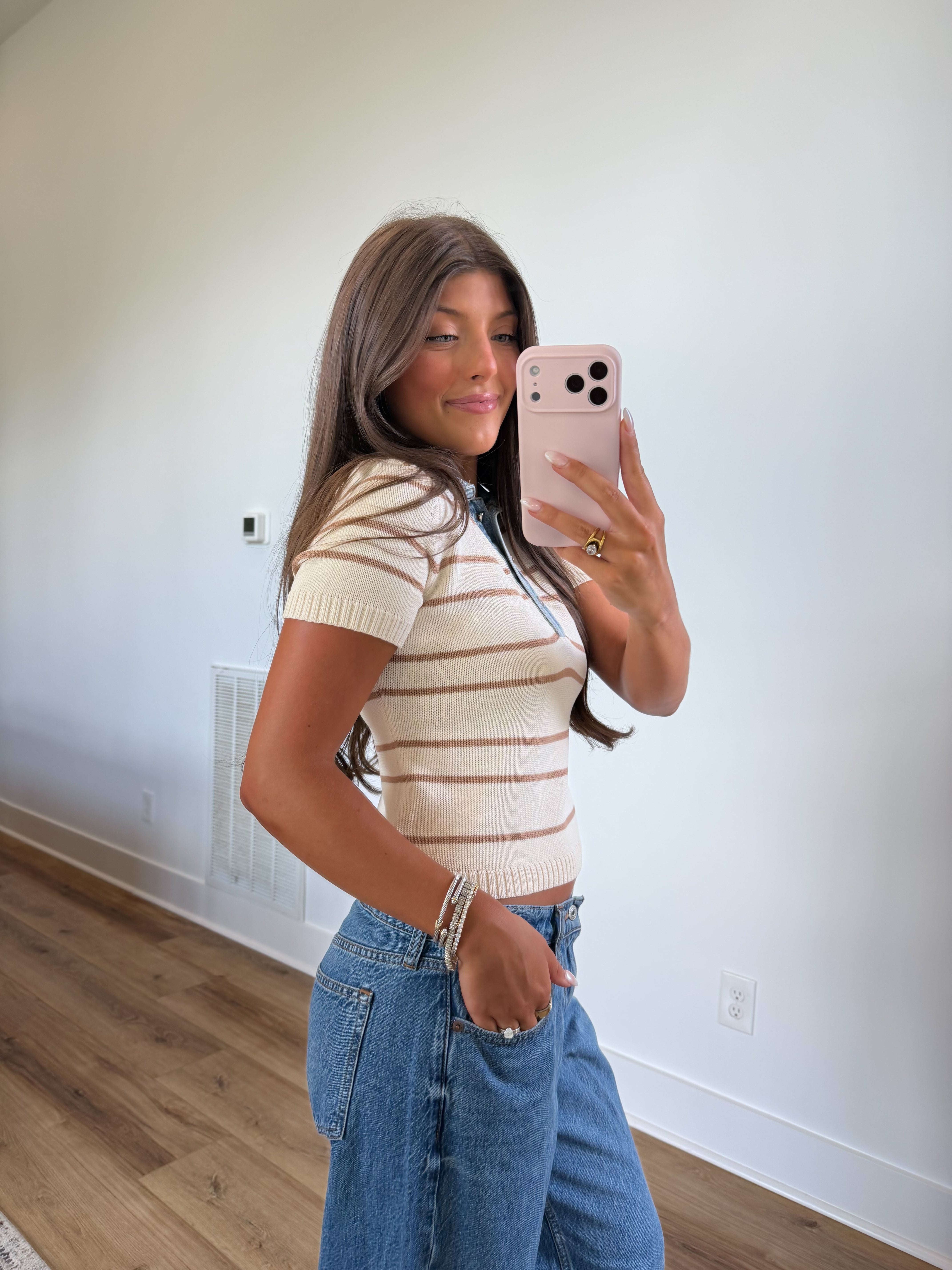 Neutral Lines Top