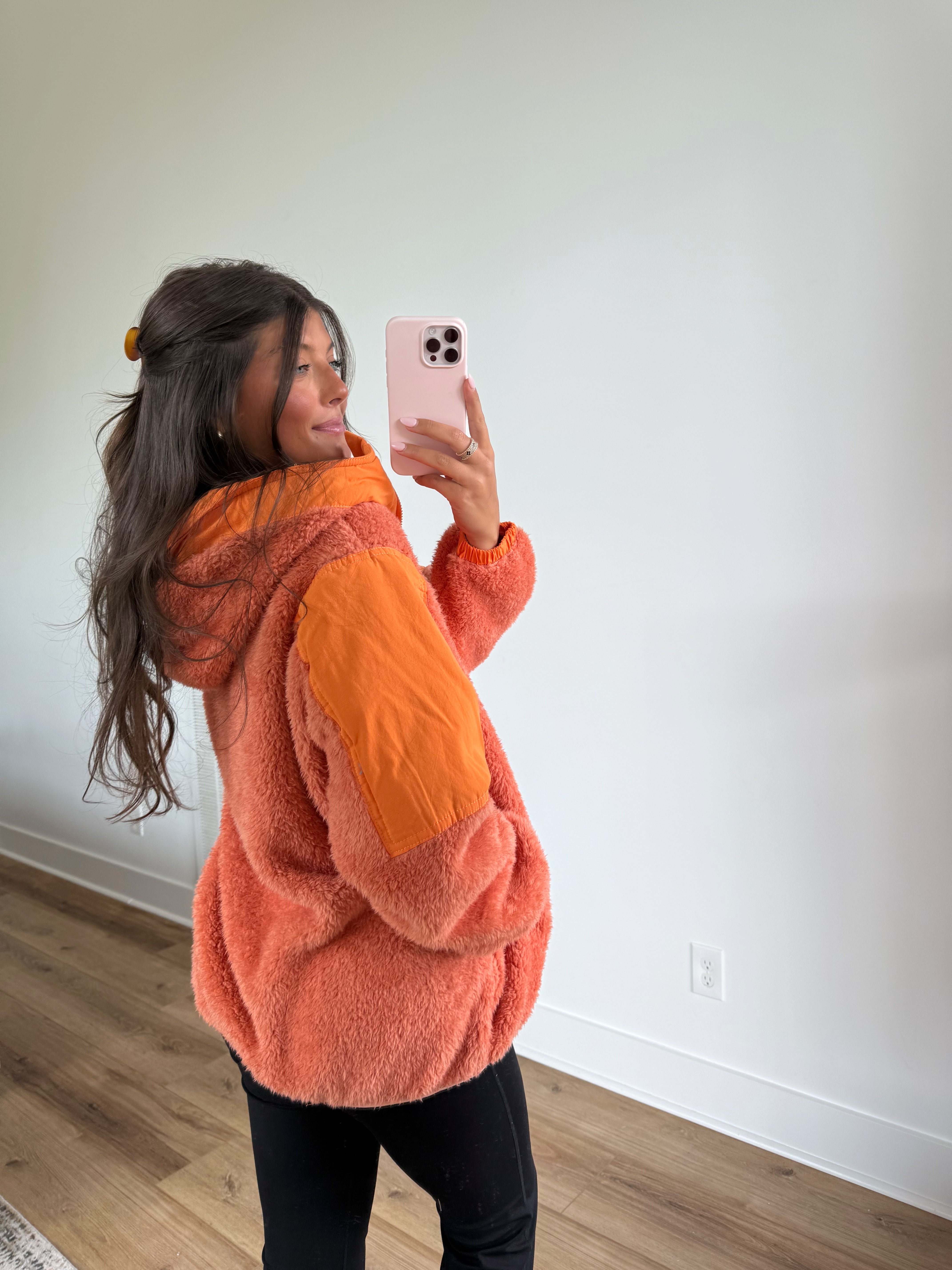 Snuggle Up Sherpa (Orange)