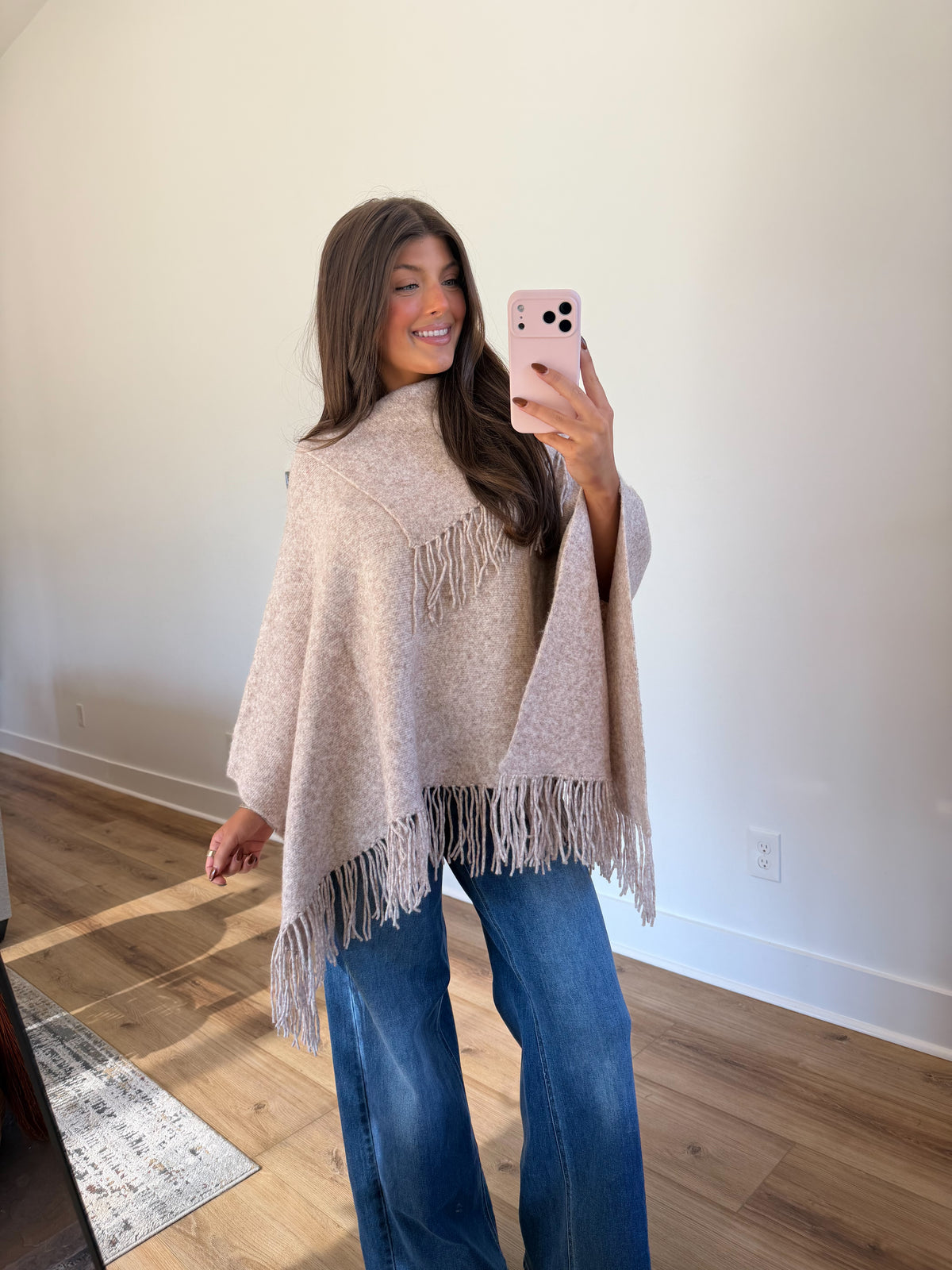 Reece Fringe Poncho (Oatmeal)