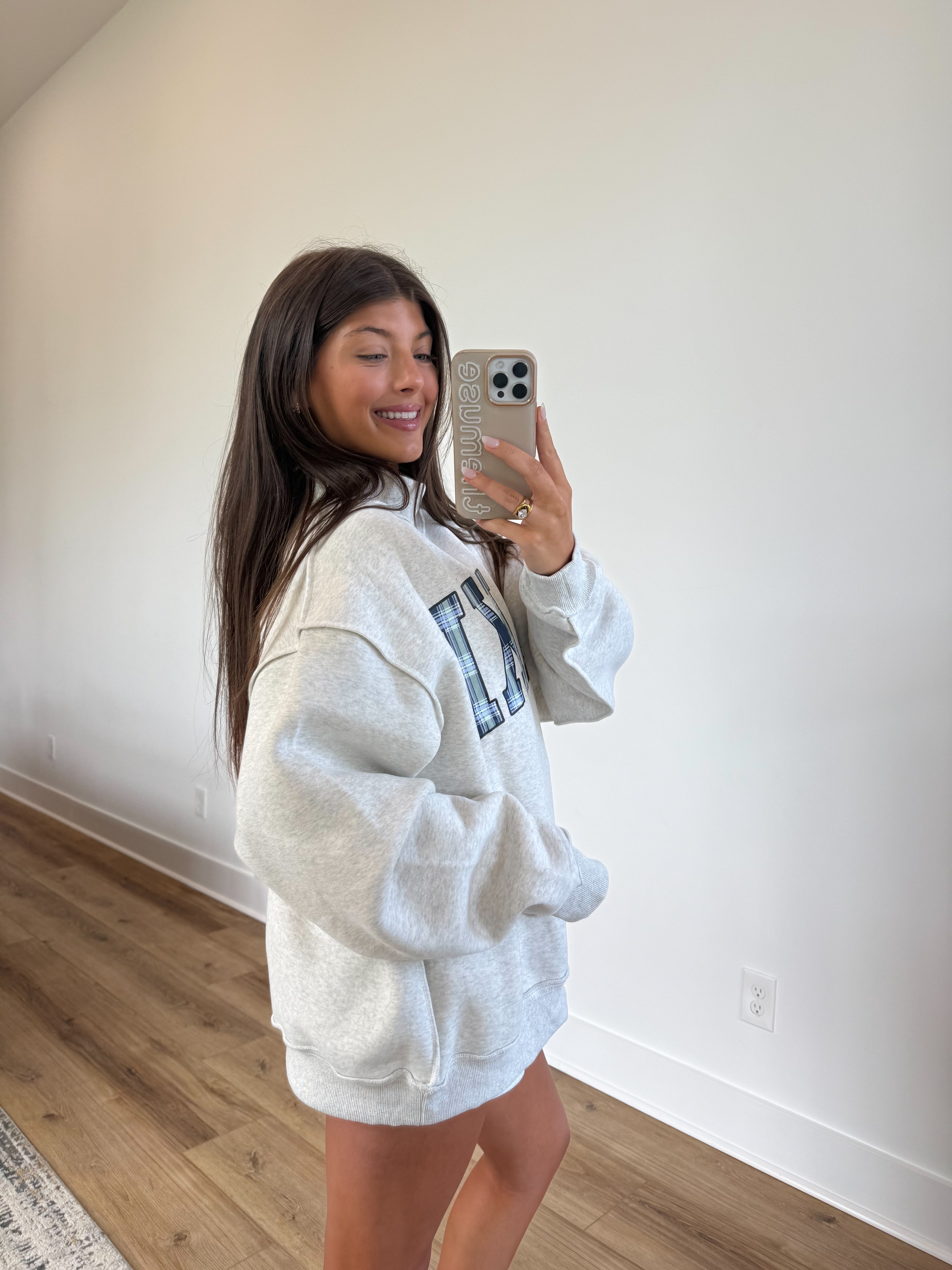 Lake/Mountain Mockneck
