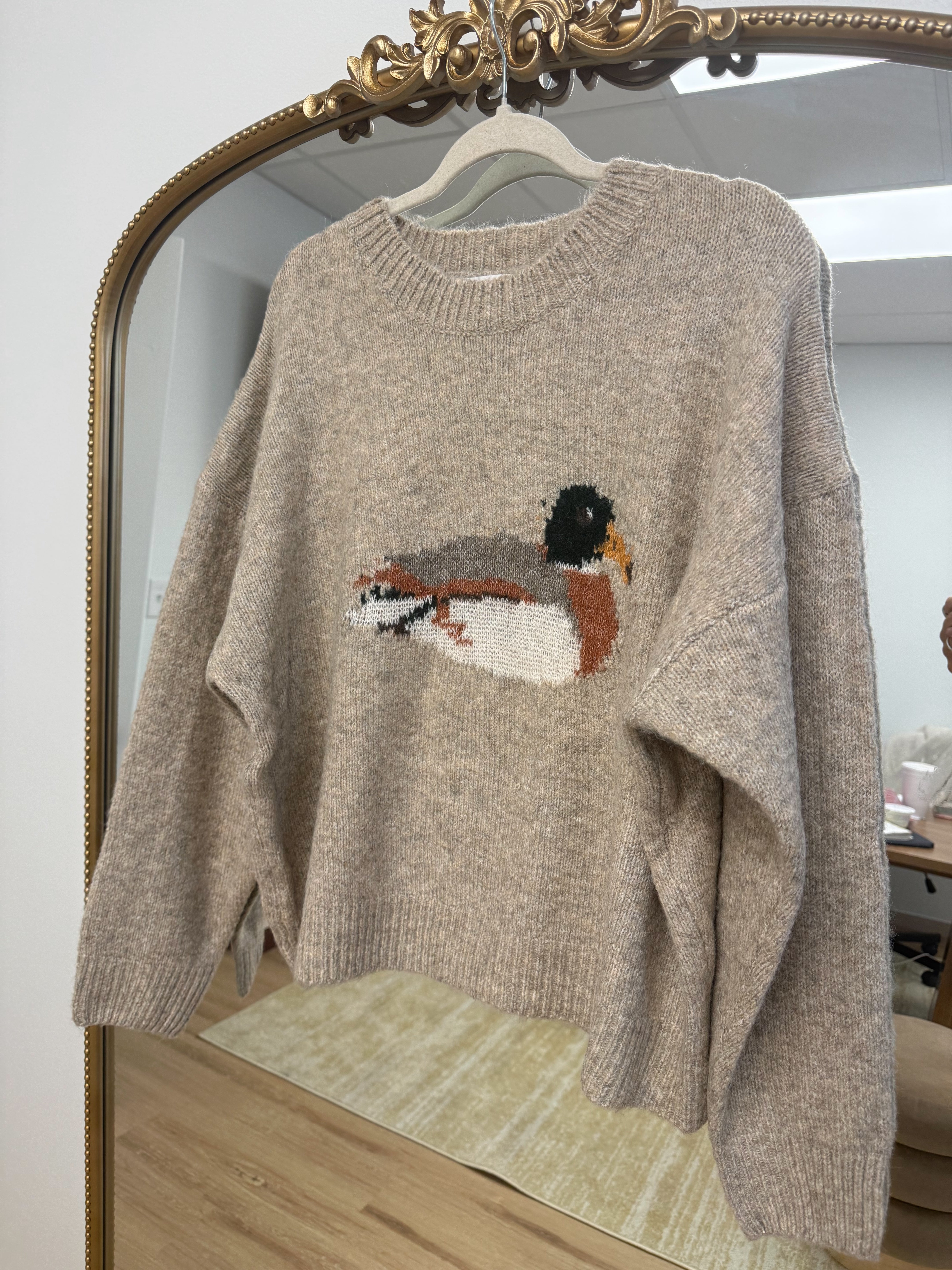 Duck Sweater (PRE-ORDER (Middle of Dec.))/ Restock)