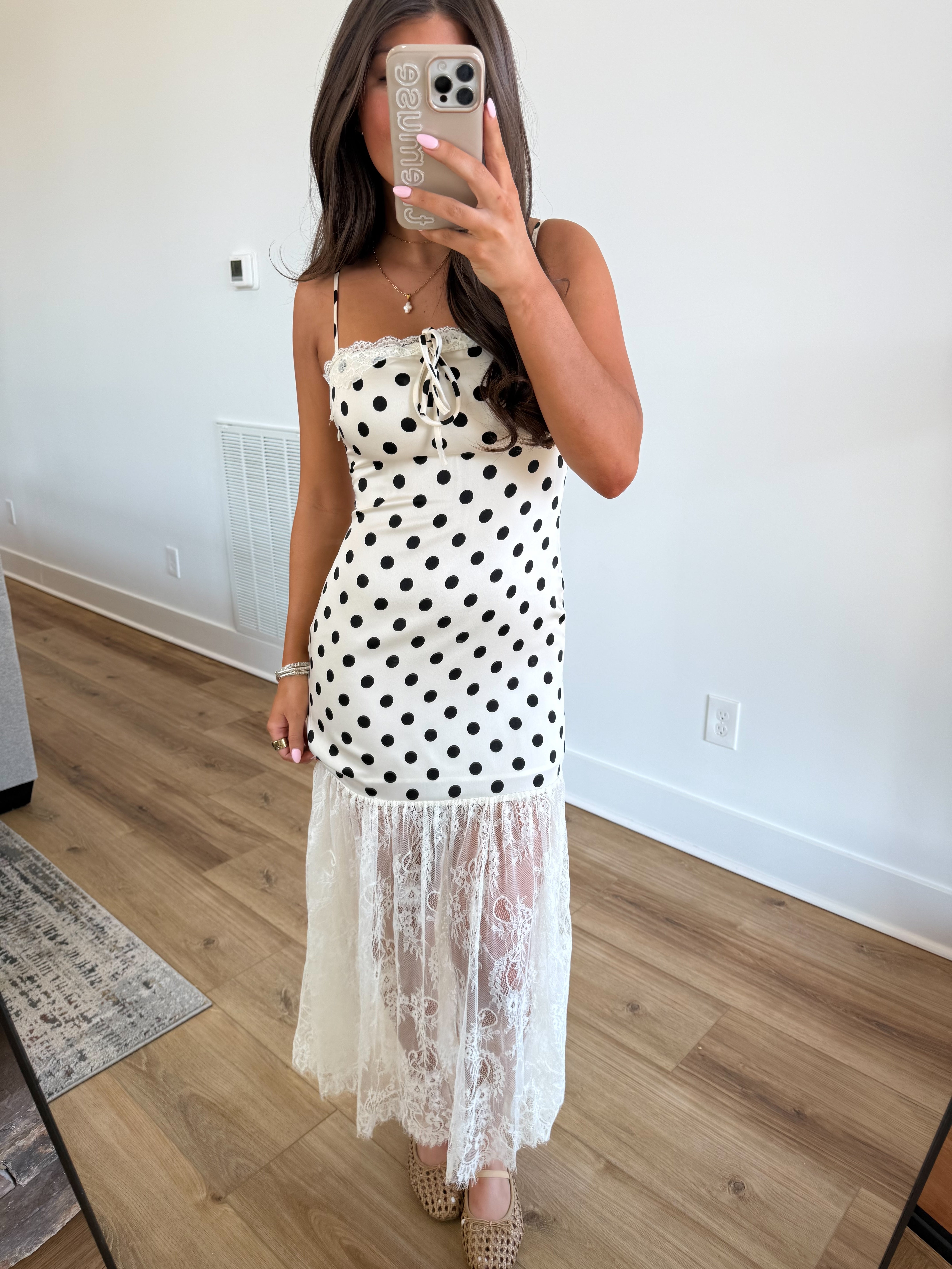 The Amour Lace Dress (White)