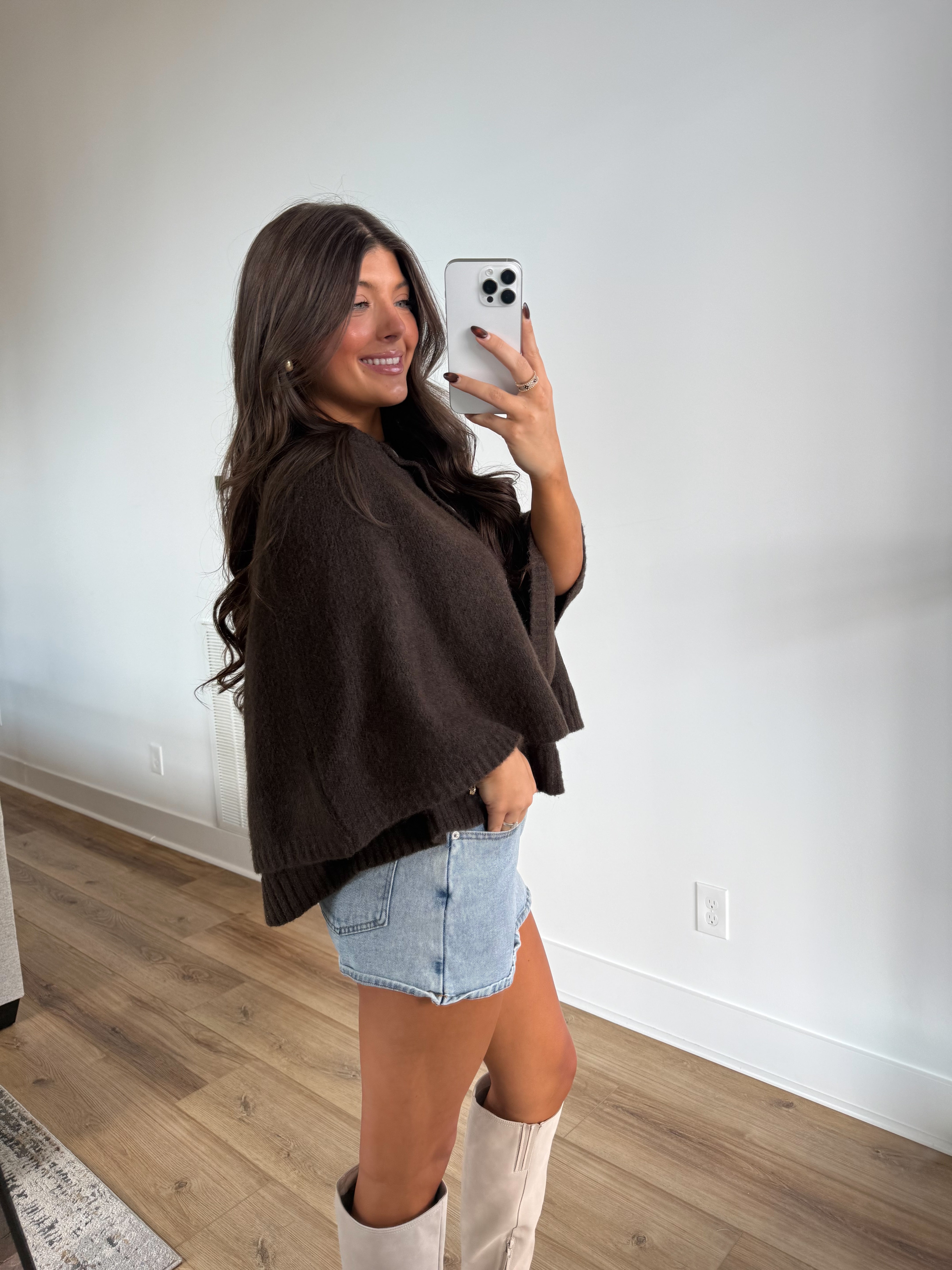 The Highland Cape Sweater (Brown)