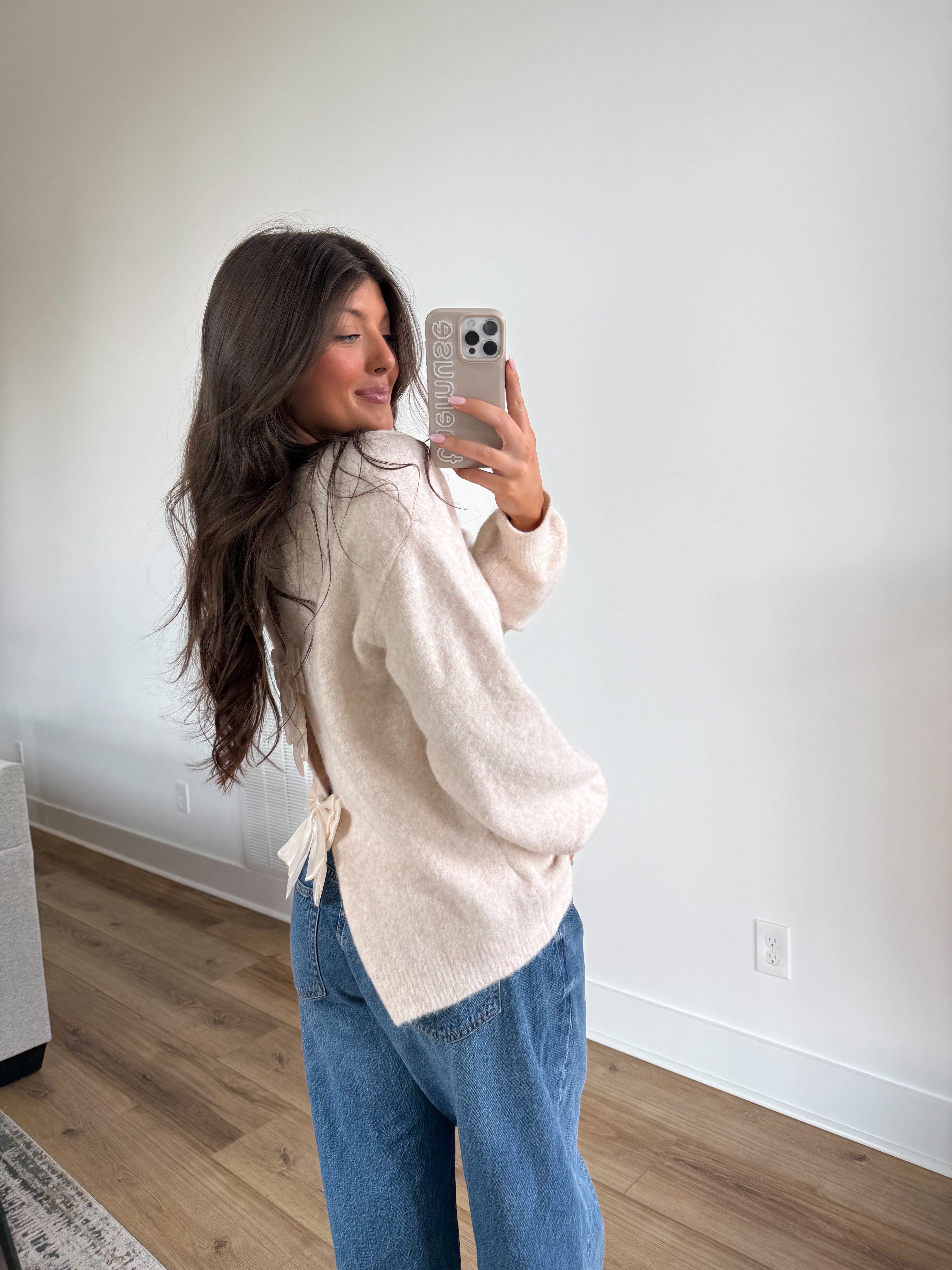 The Snowfall Bow Sweater (Cream)