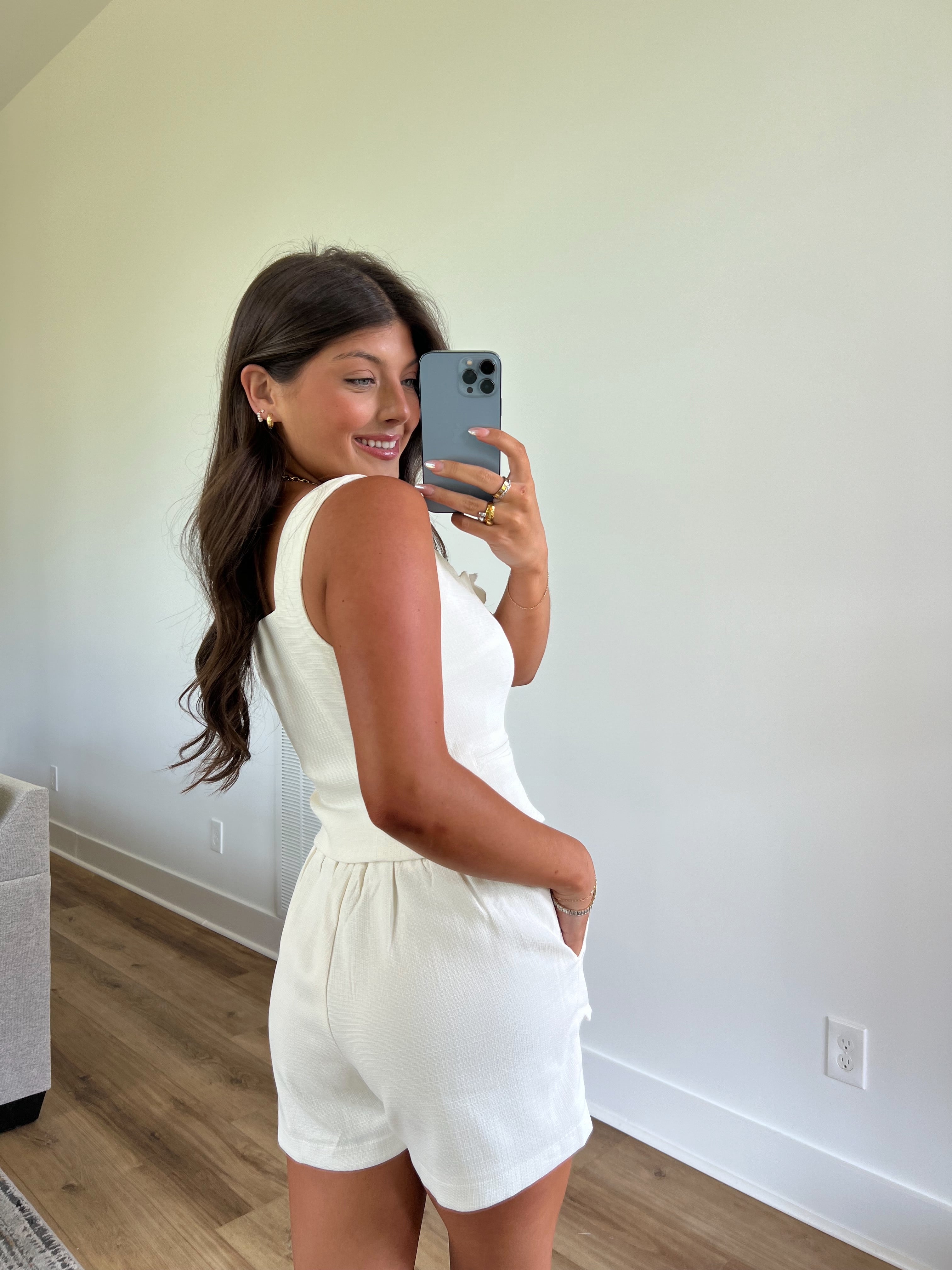 Ivory Scalloped Set