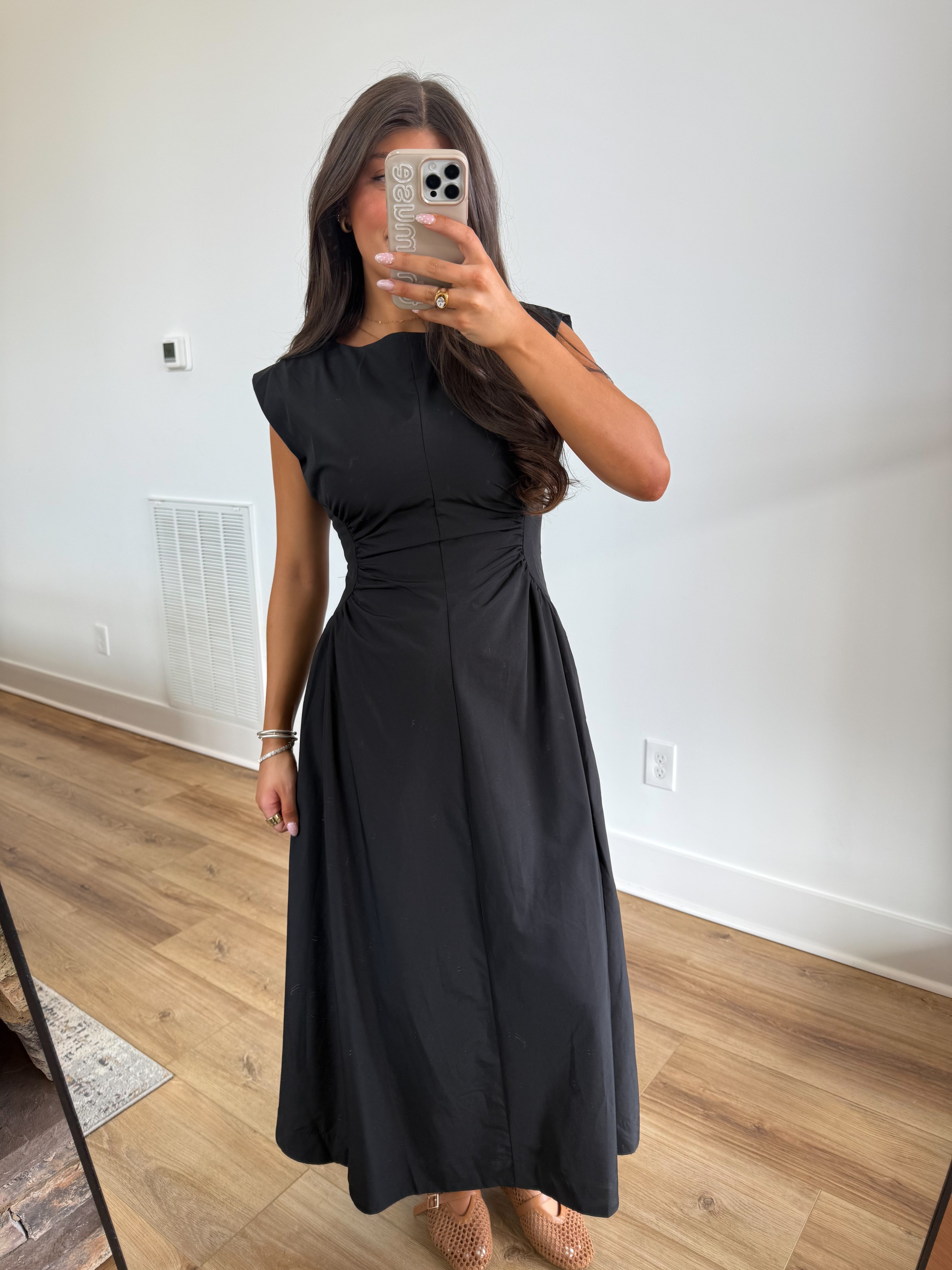 The Timeless Midi (Black)