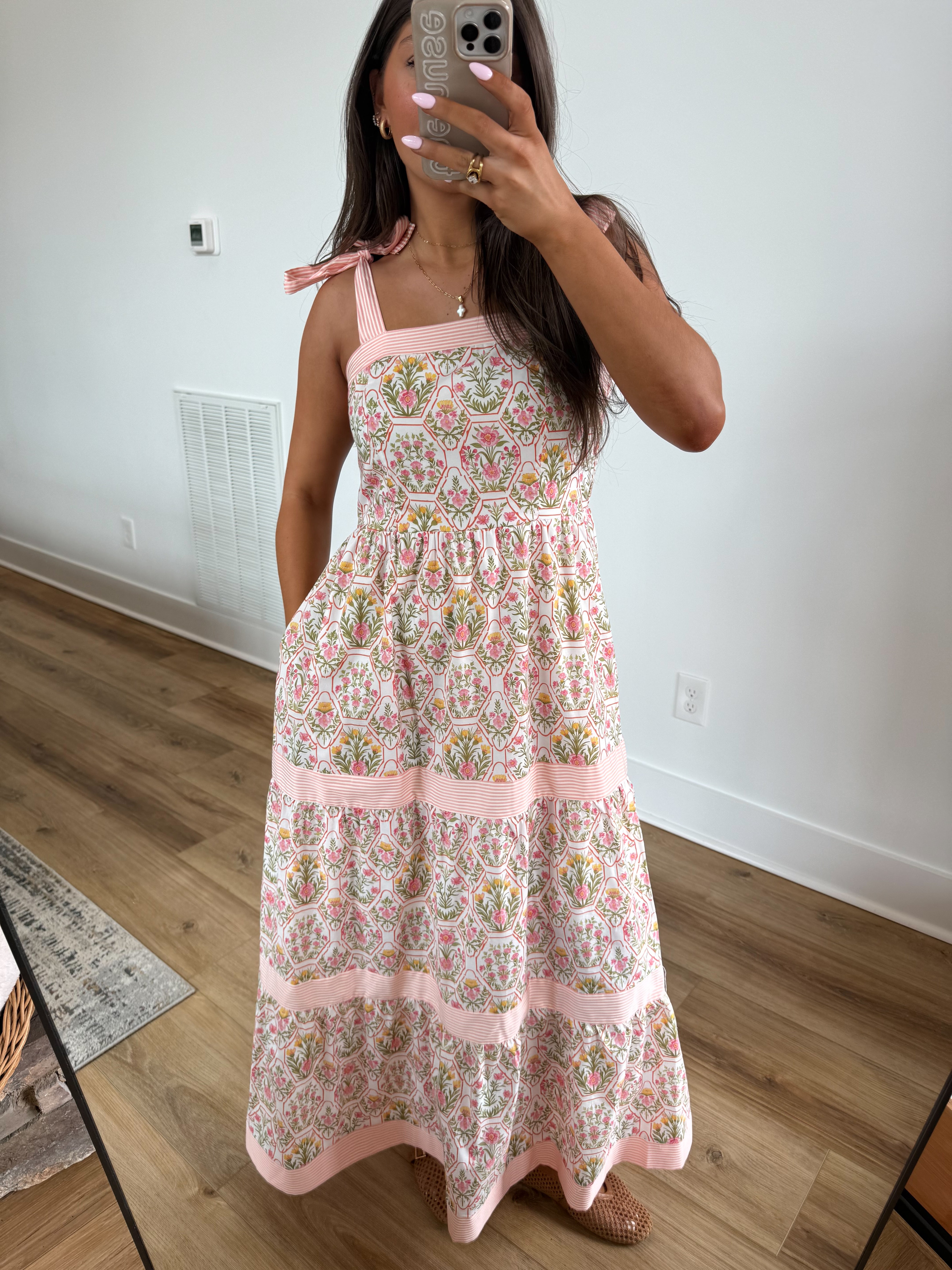 The Hydrangea Garden Maxi (Peach/Pink)(PRE-ORDER (1-2 weeks)/ Restock)