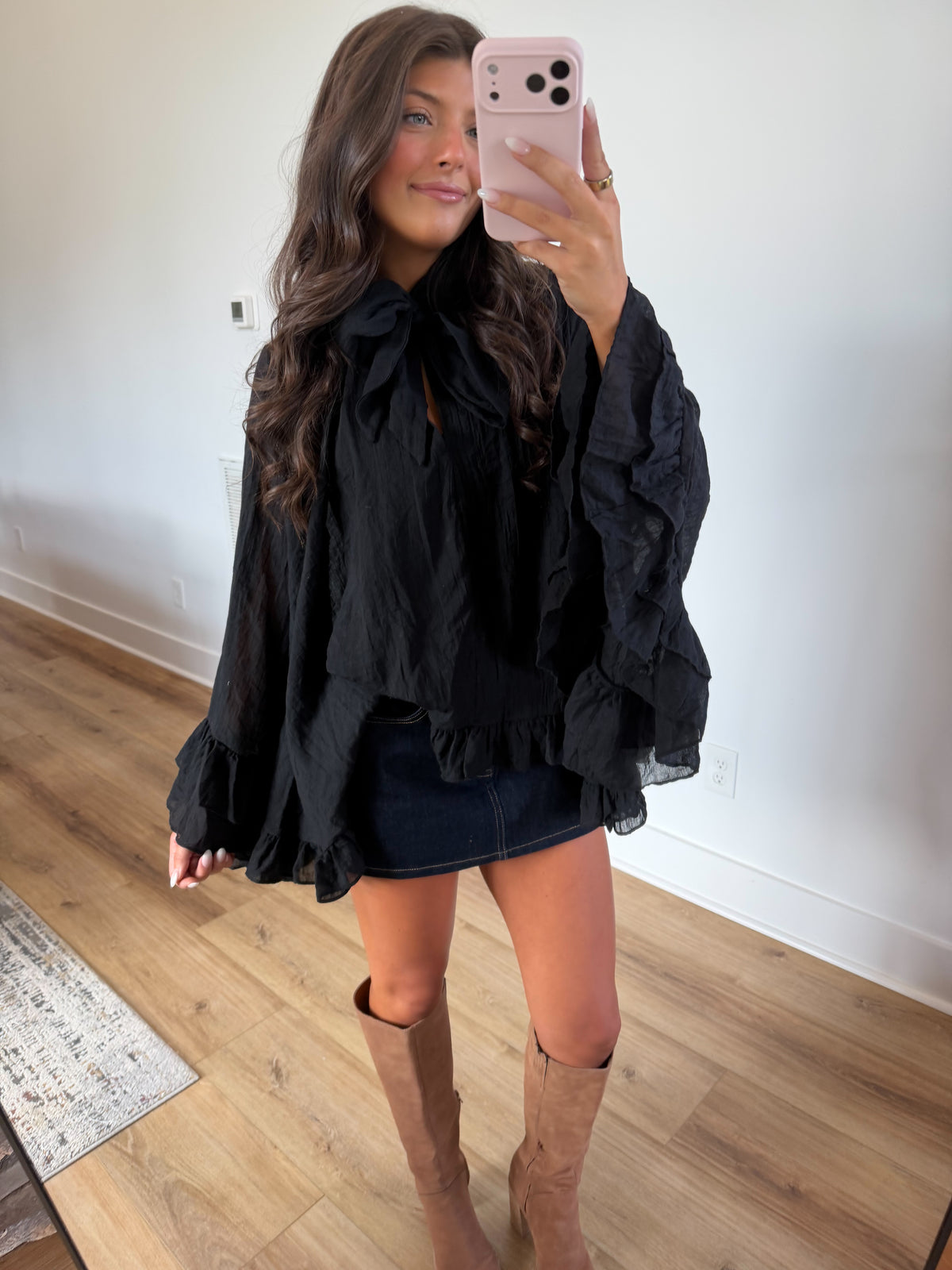 She’s a Diva Blouse (Black)