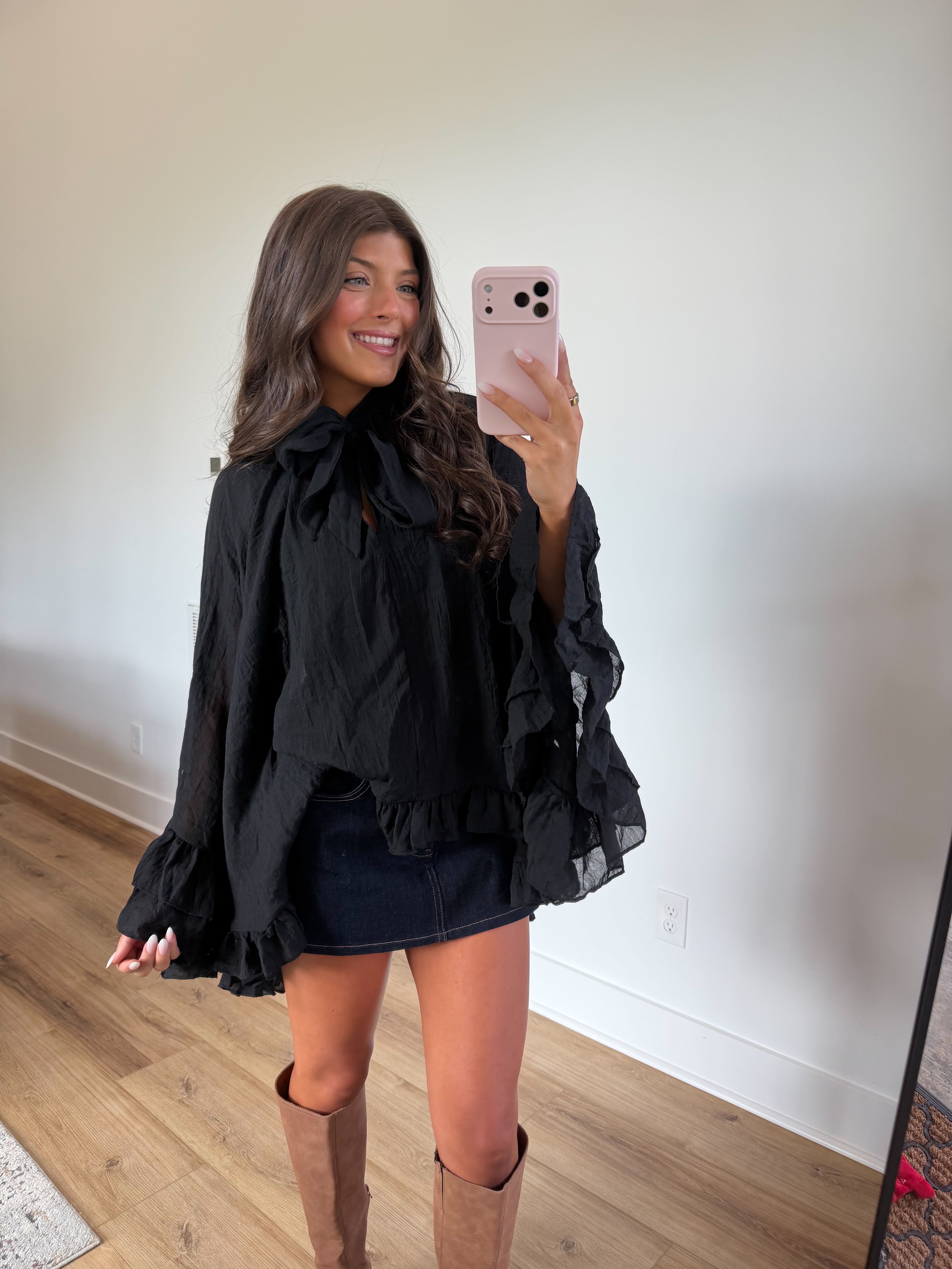 She’s a Diva Blouse (Black)