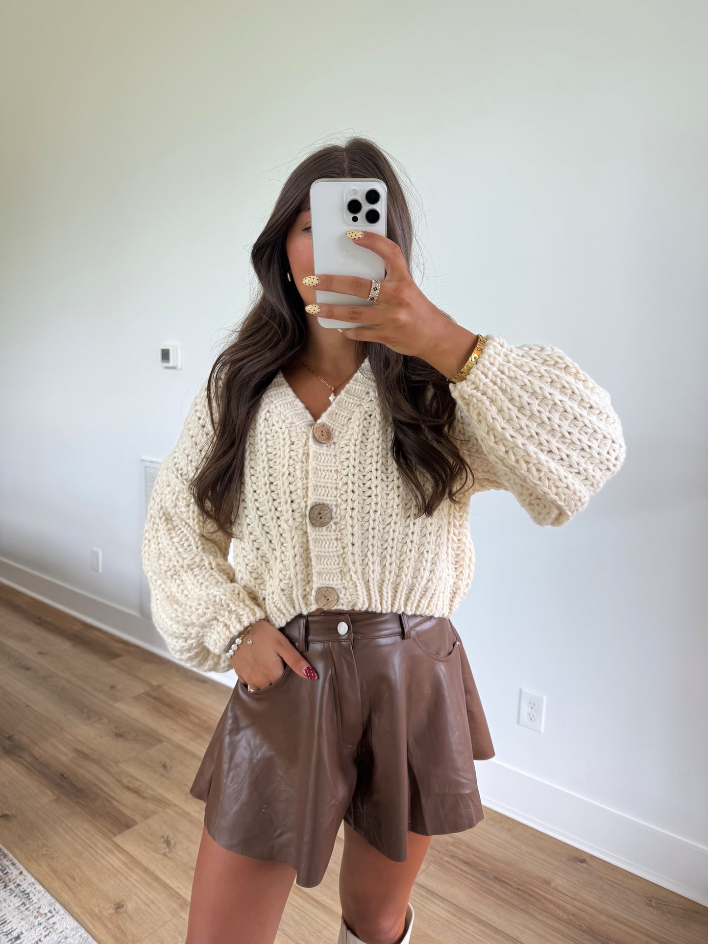 Cream Cropped Cardigan