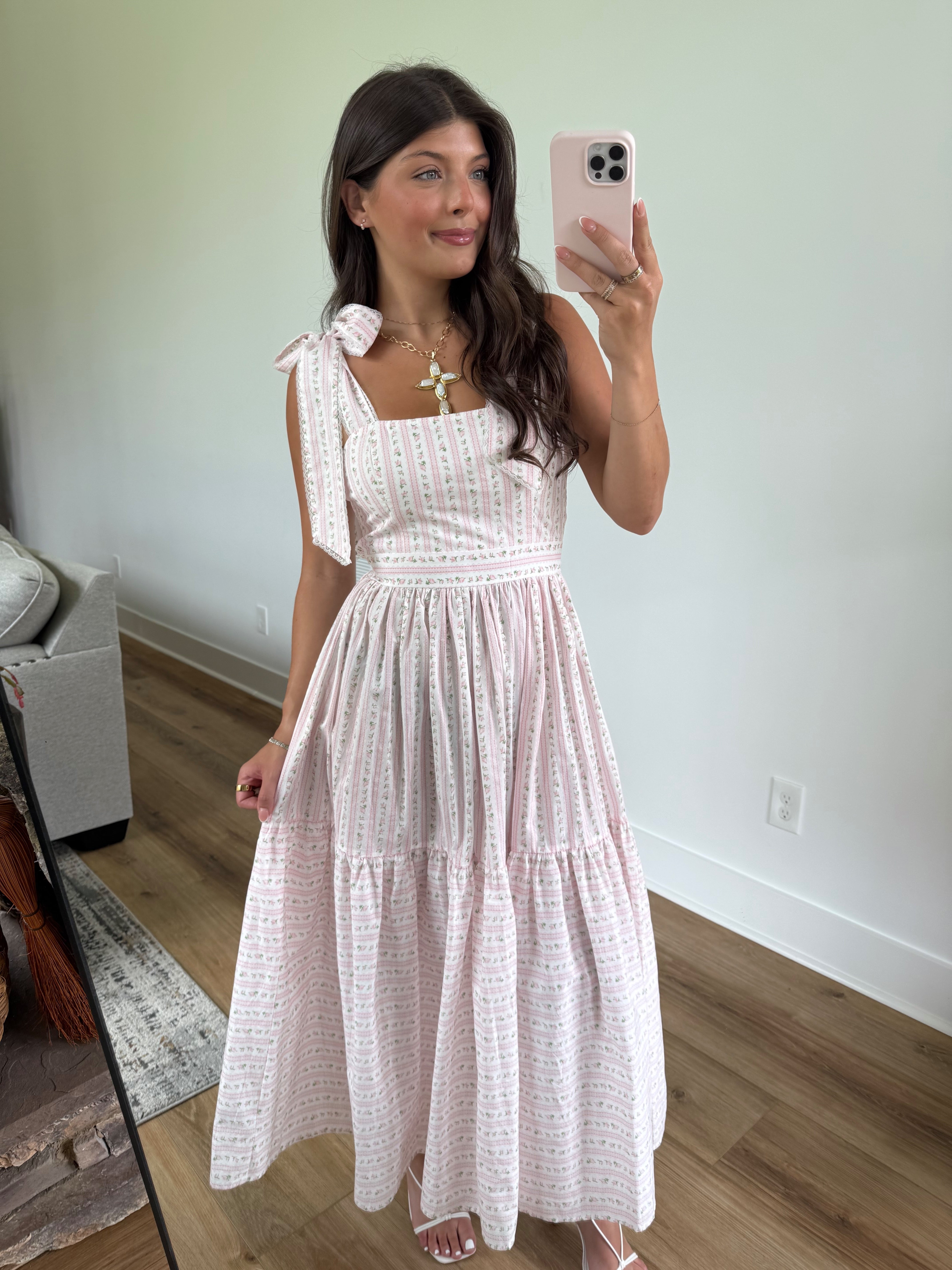 Pretty Little Lady Maxi Dress