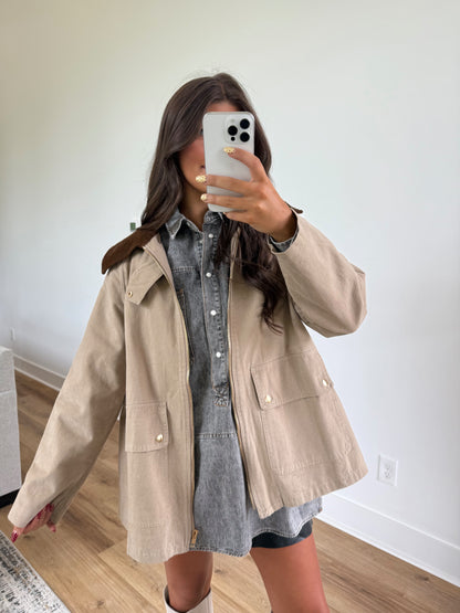 Corduroy Collar Barn Jacket (Beige)