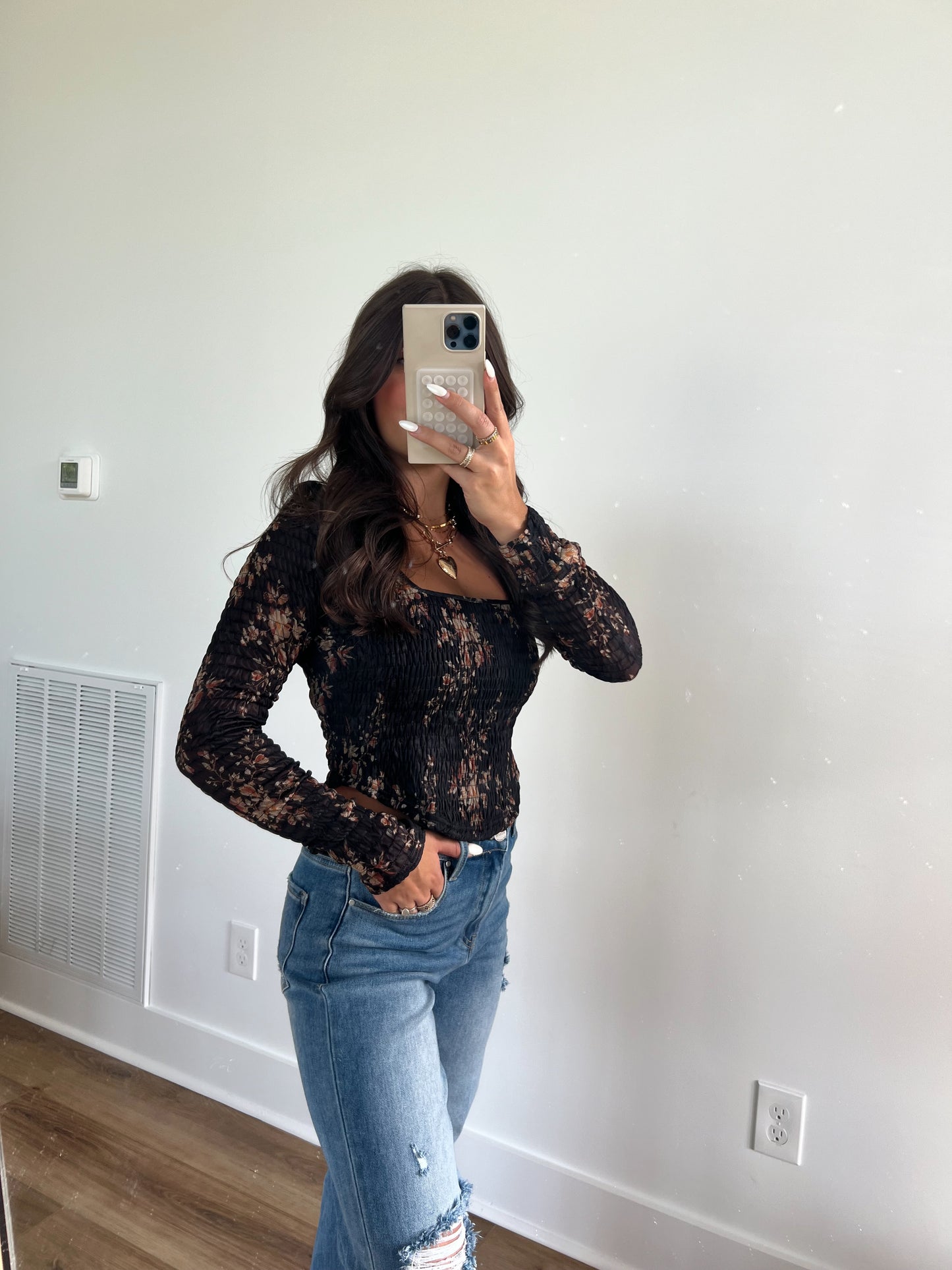 Floral Scoop Neck Top (Black)