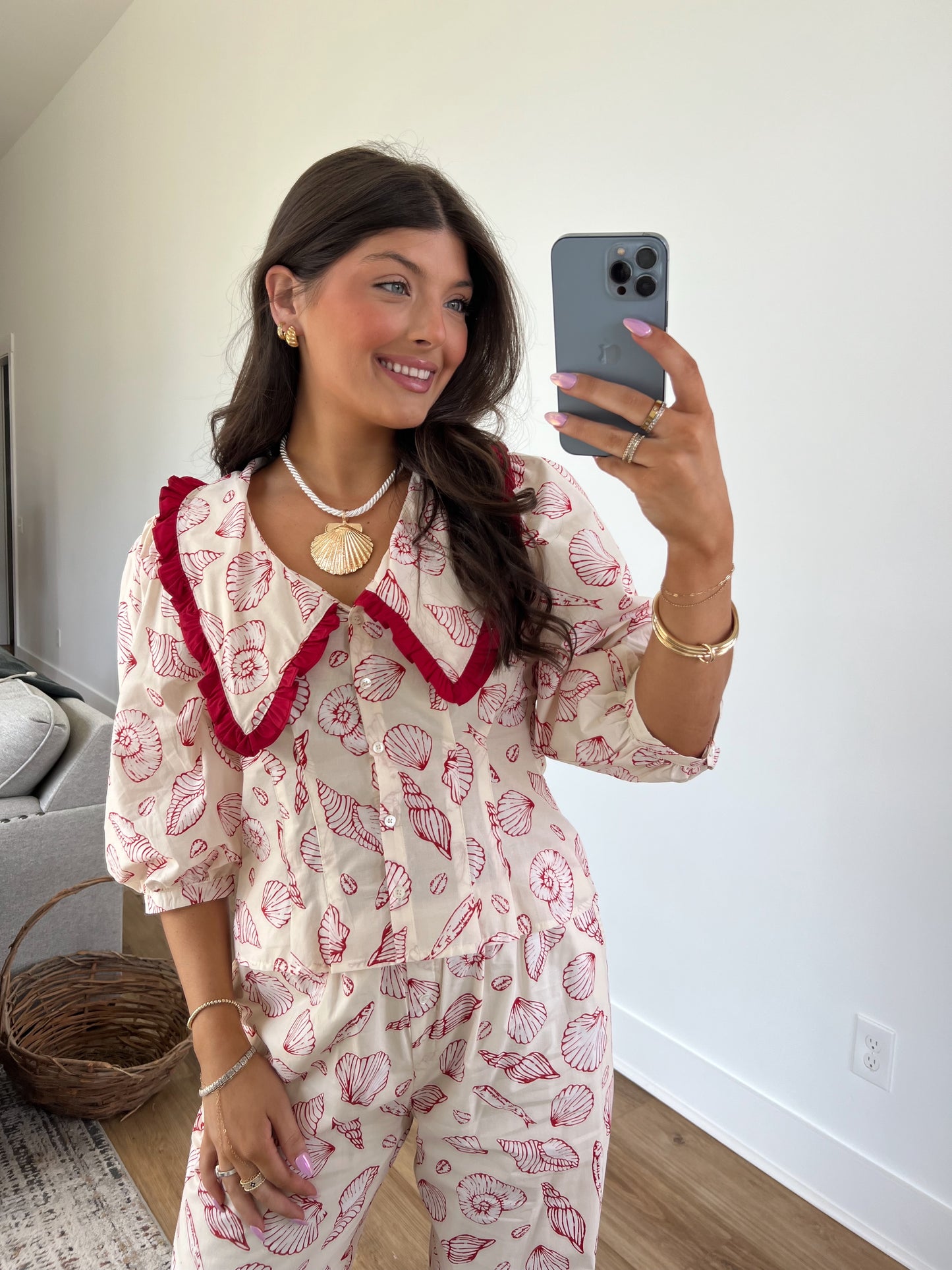 Seashell Fitted Blouse
