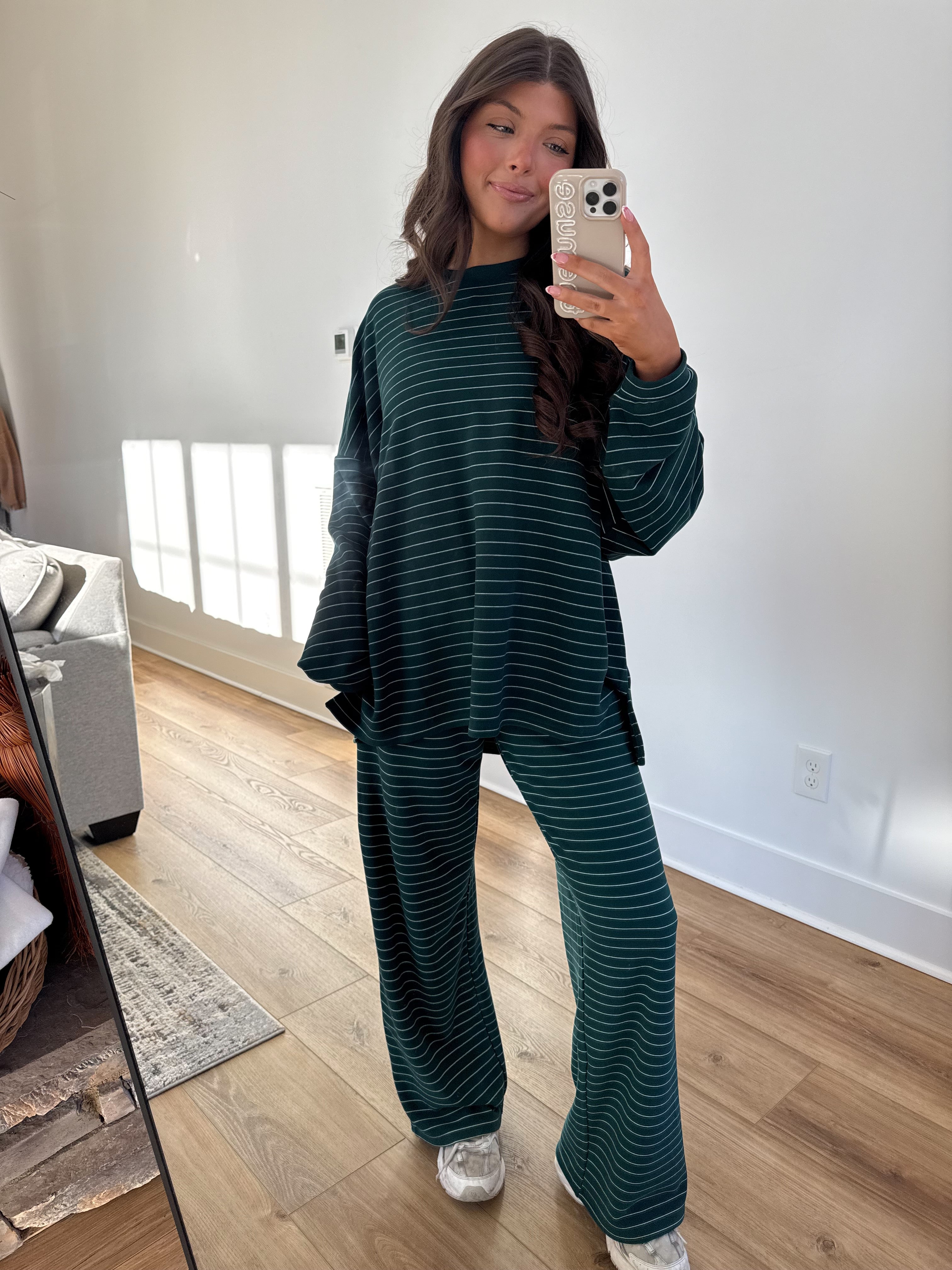 Elsie Fleece Pullover (Green/White)