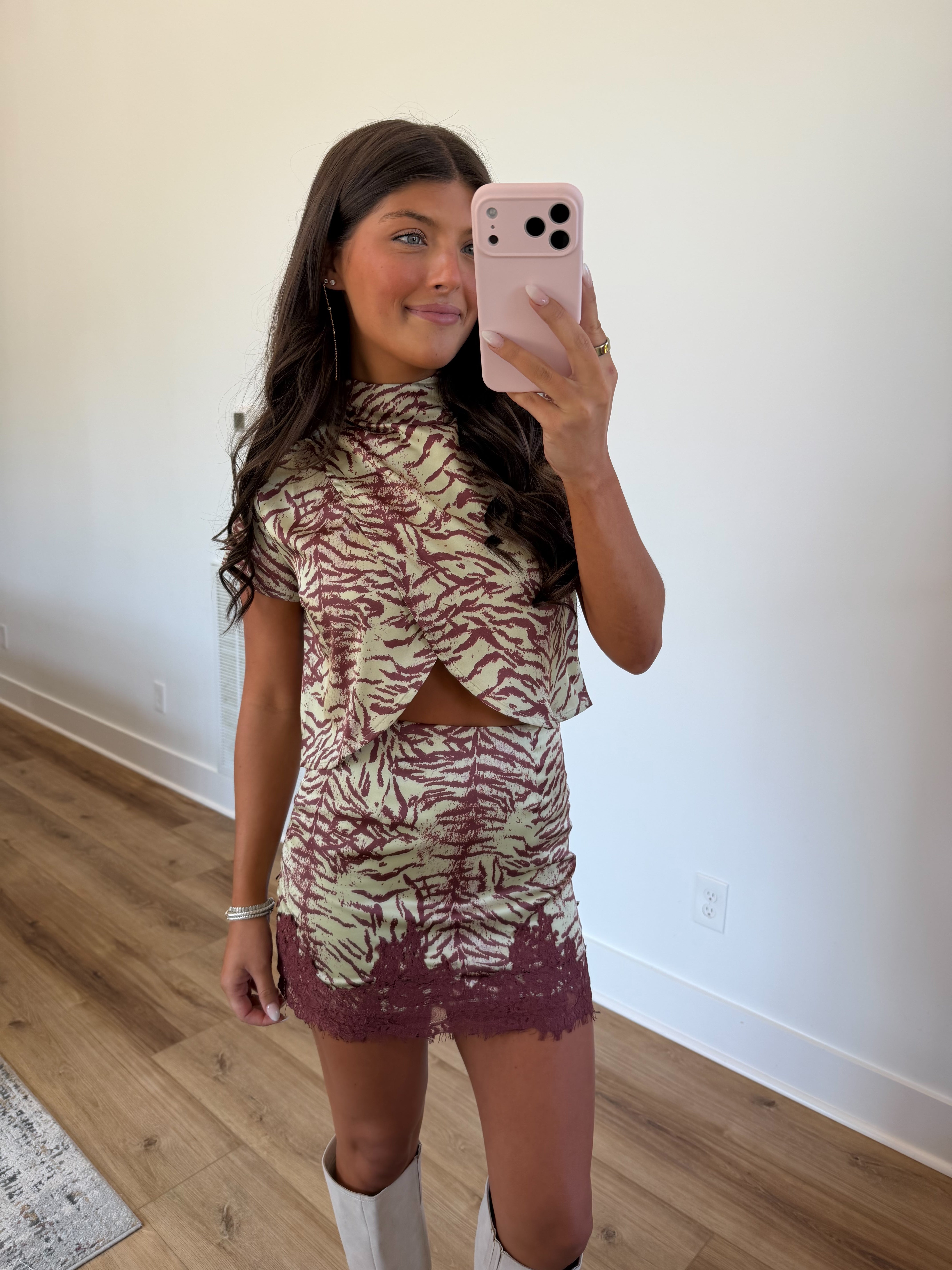 Burgundy/Lime Zebra Lace Set