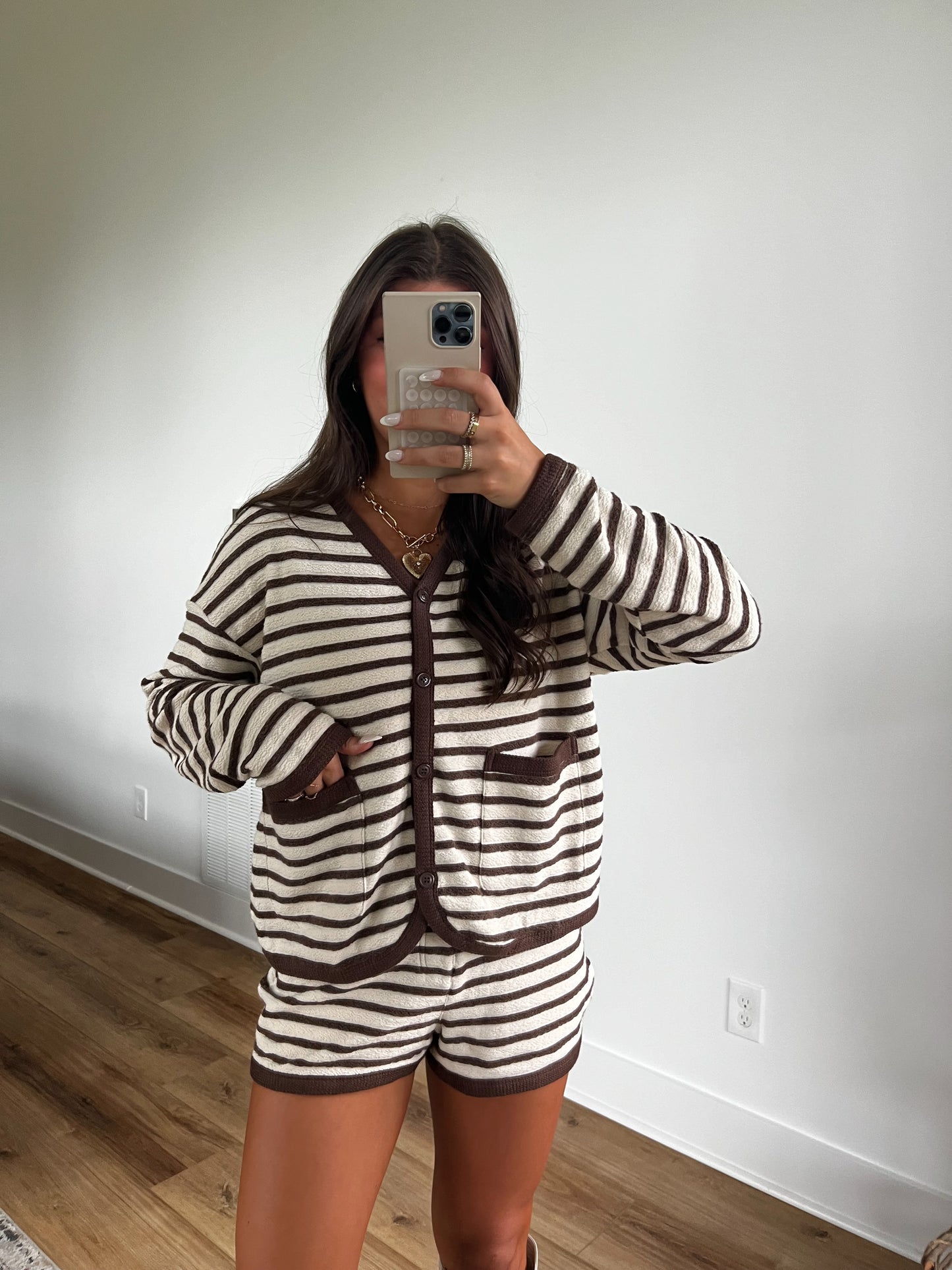 Stripe Cardigan Shorts Set (Brown)