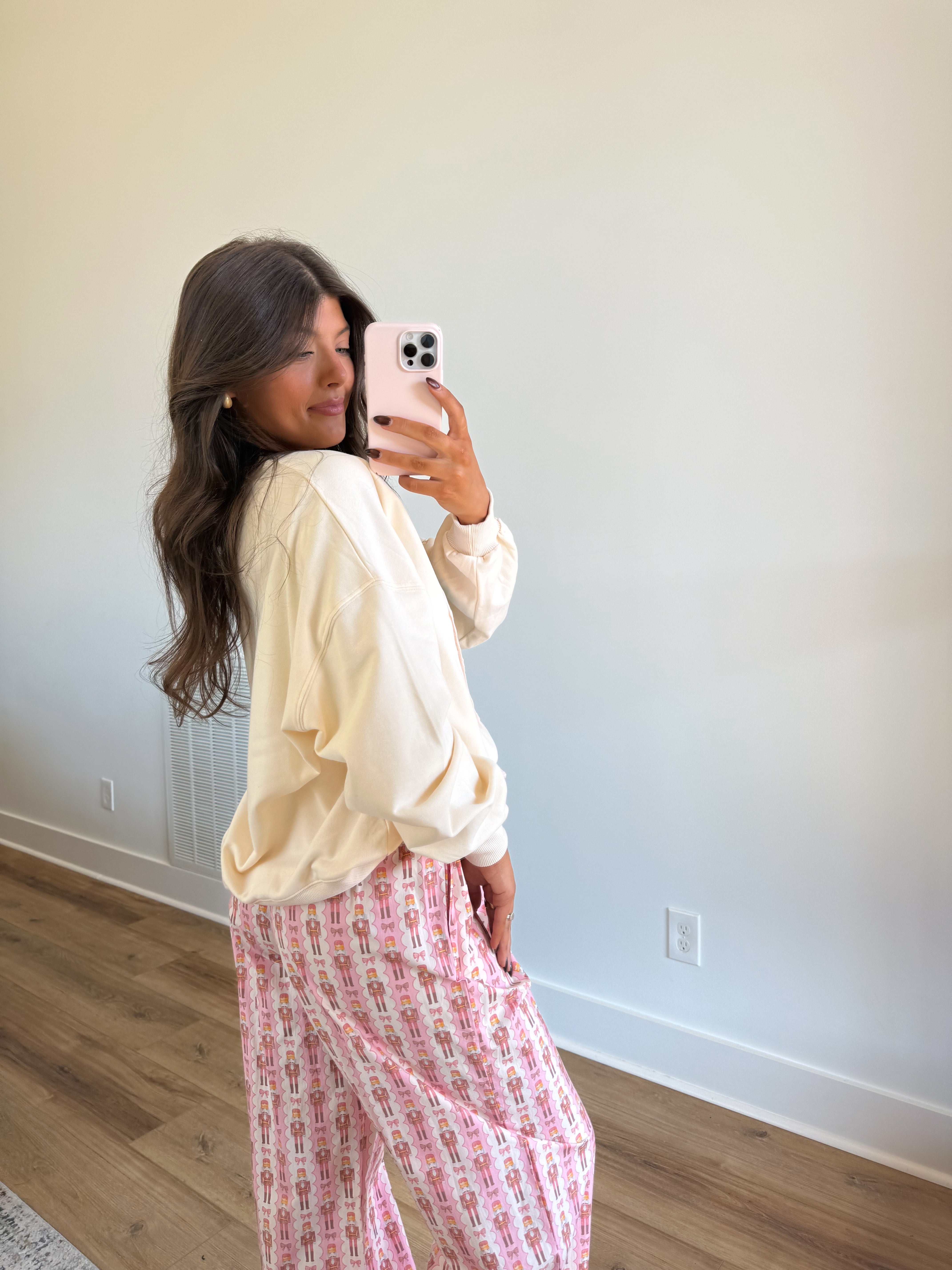 The Nutcracker Dreams Crewneck (Cream)