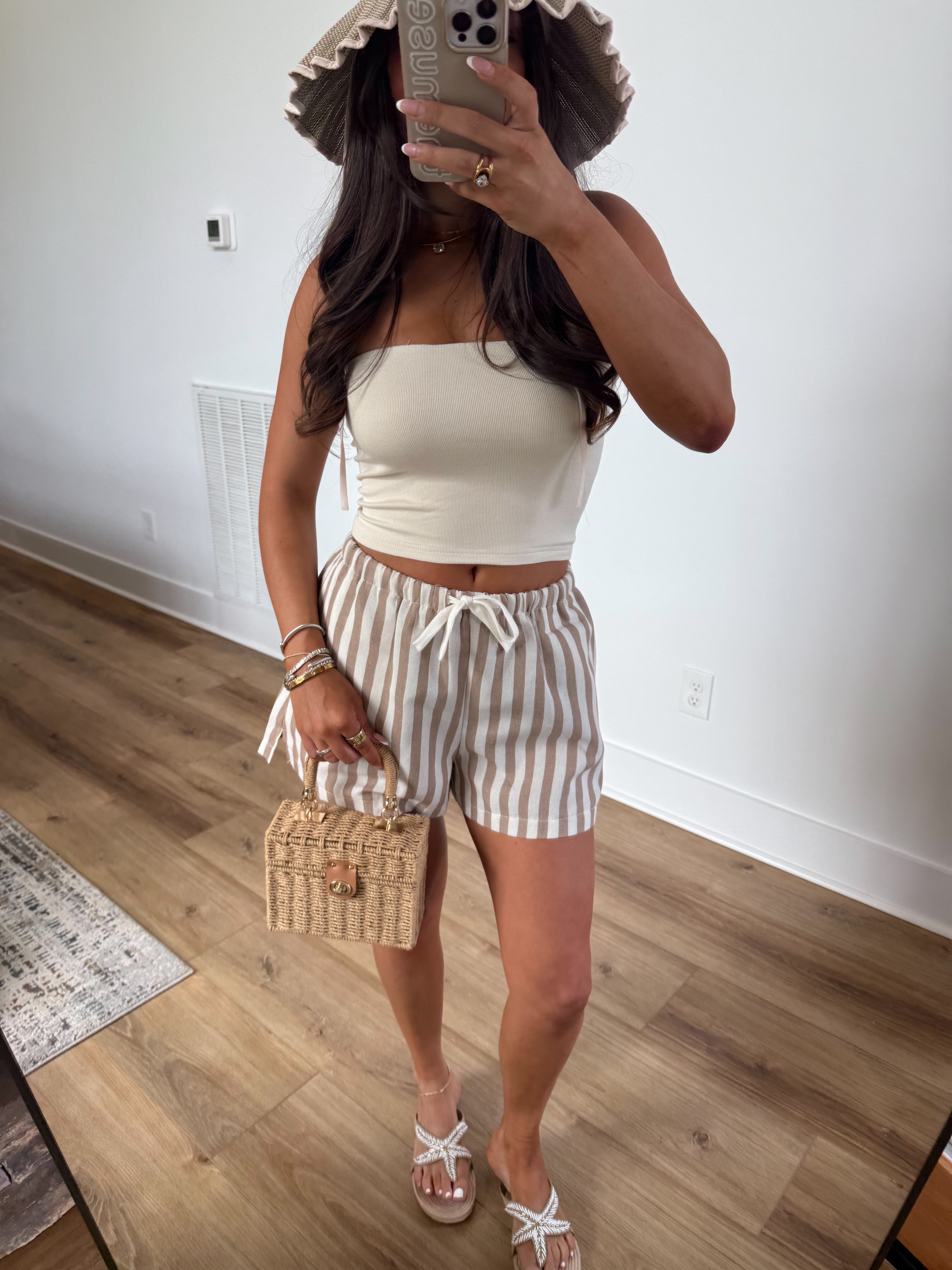 Linen Club Shorts (Beige)